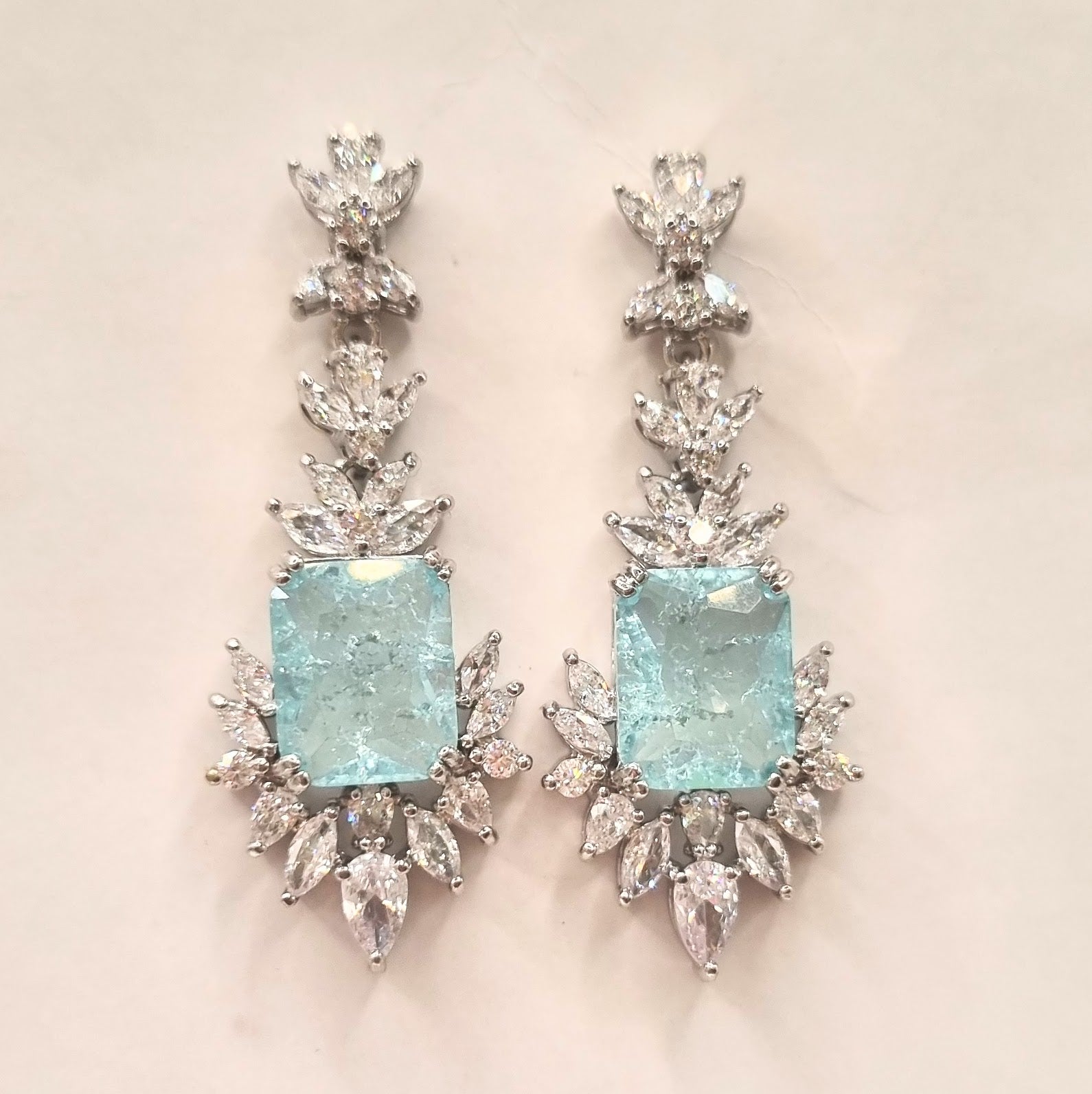 AP1003 ARETES PLATEADOS CIRC AZUL LARGOS