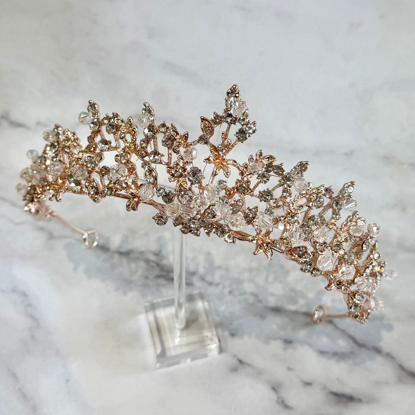 Dominika Rosa Tiara