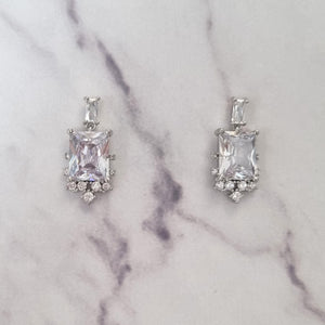 AP370 Aretes Plateados Baguette y Circ Mini