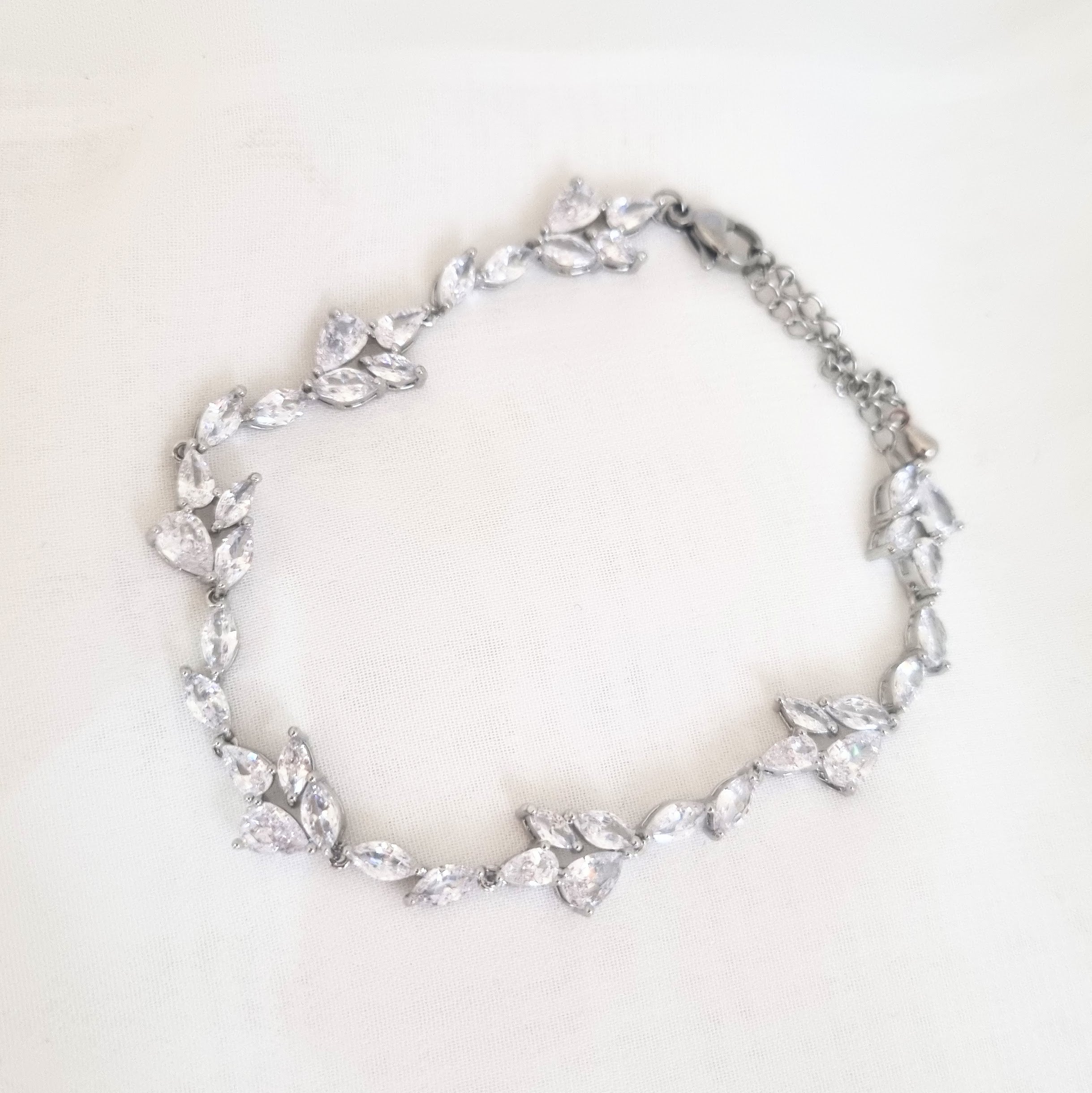 PP839  Pulsera Plateada hoja marquesina
