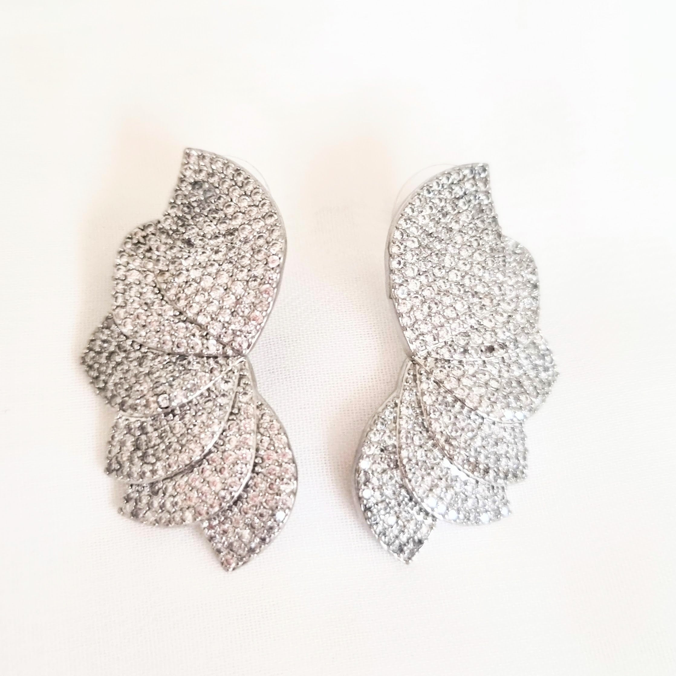 AP904 Aretes Plateado Hoja