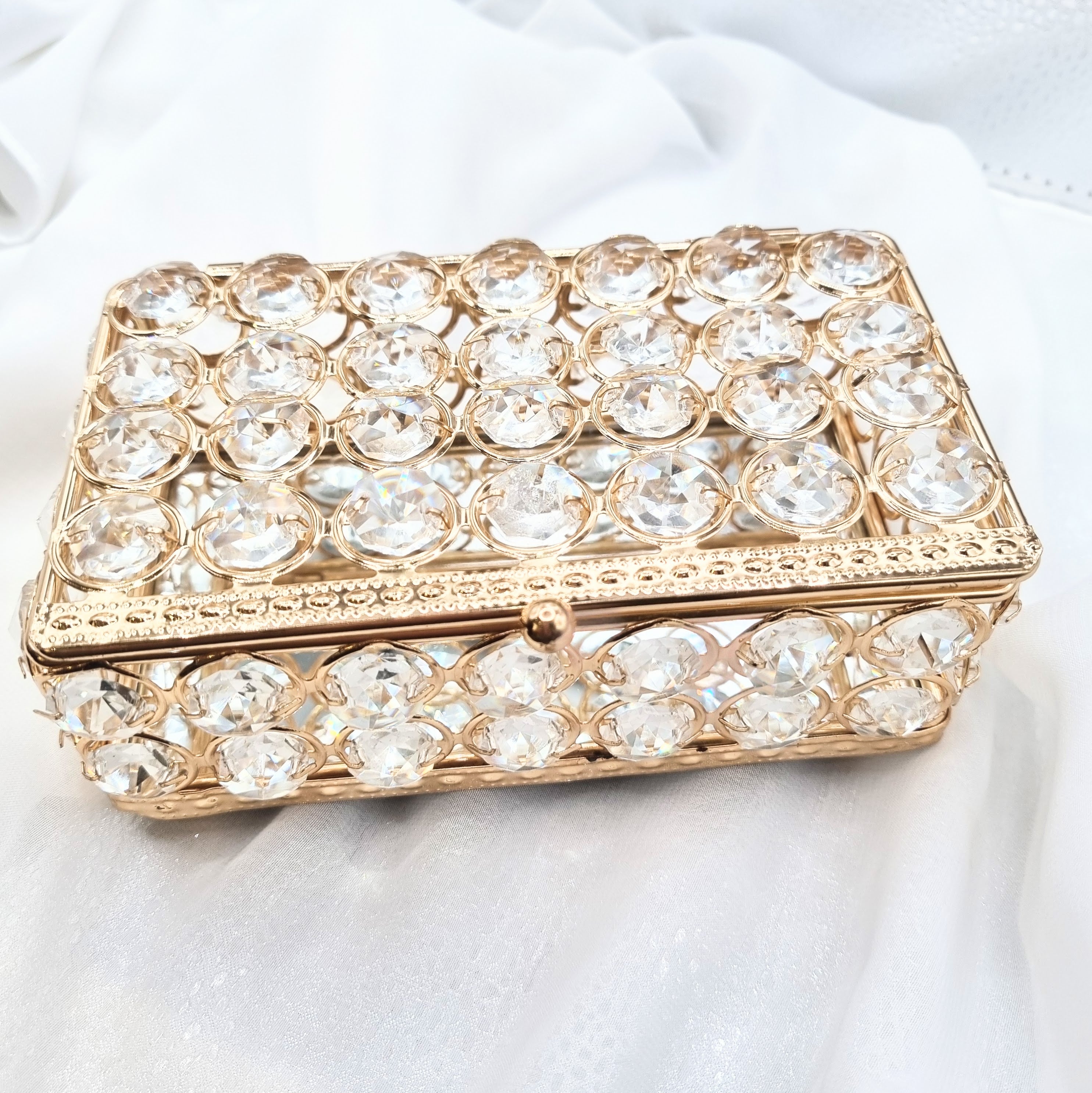 L615 Cofre  Lazo  Cristal DORADO