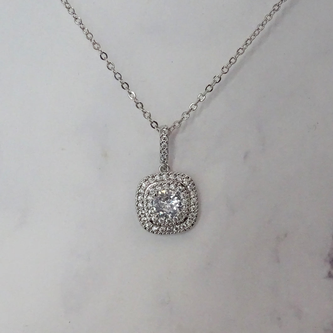 CP608 COLLAR PLATA CUADRADO ORILLA REDONDA