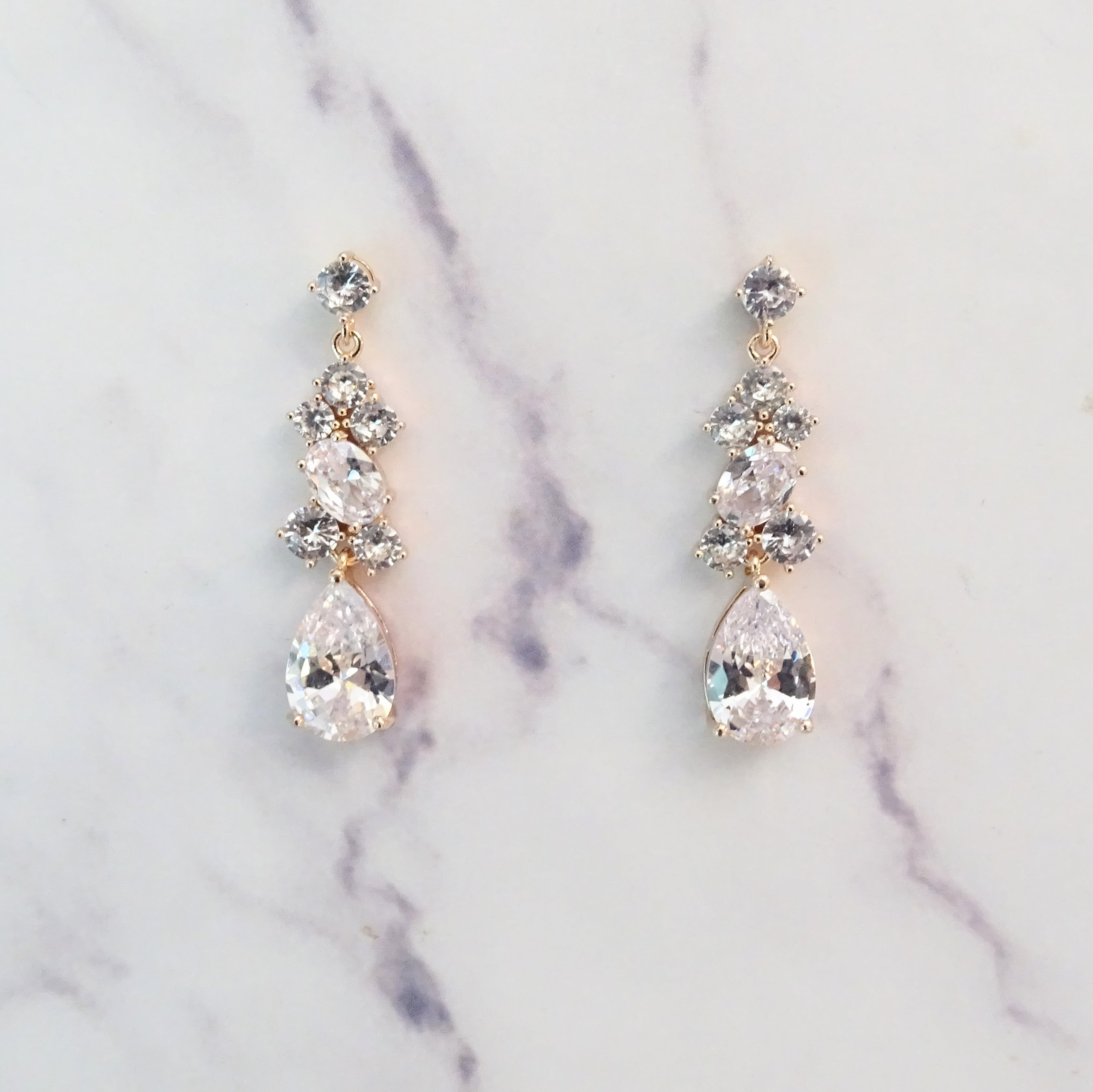AR439 Aretes Oro Rosa Circ Ovalo con Gota