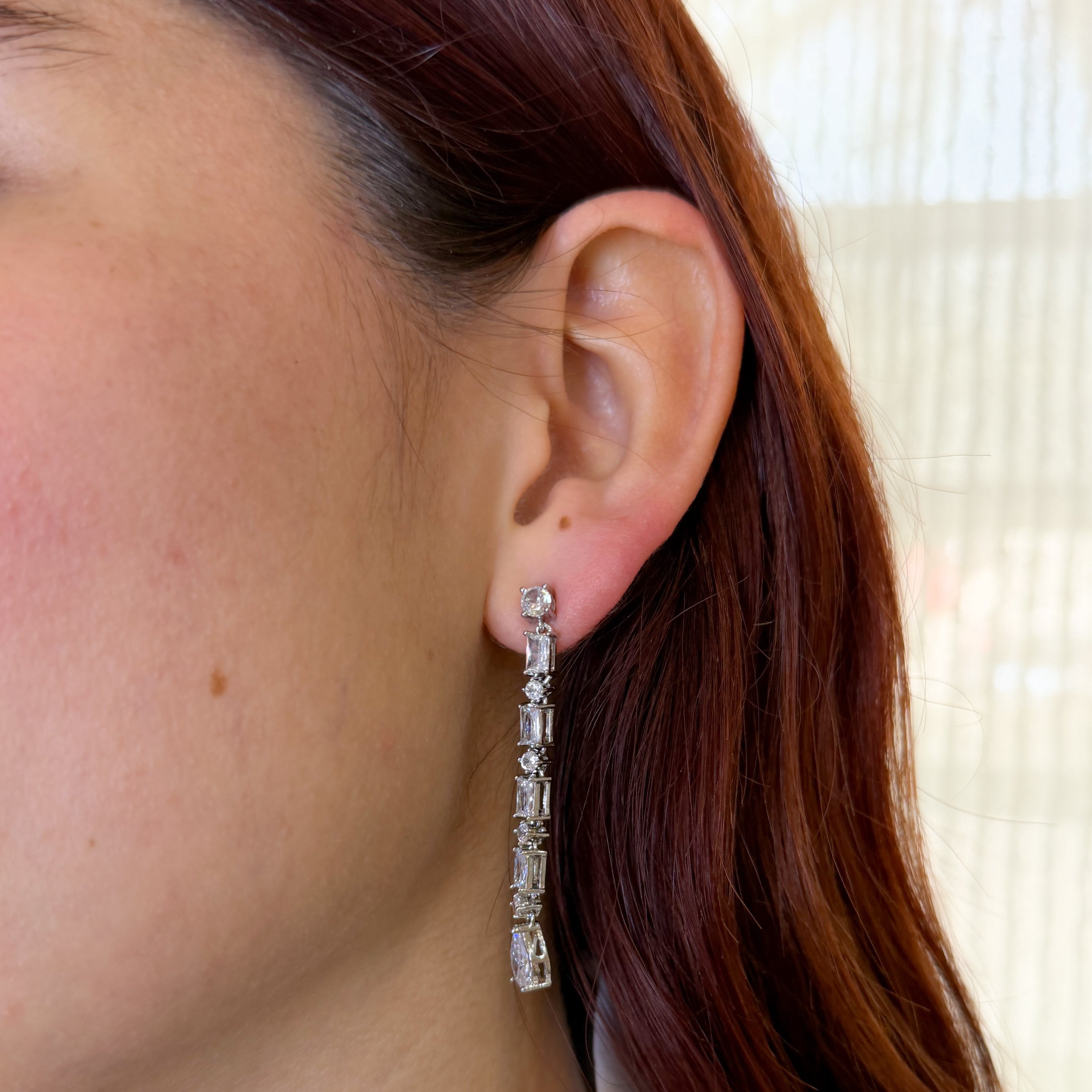 AP984 Aretes Plateado Largos Gota y Cuadro