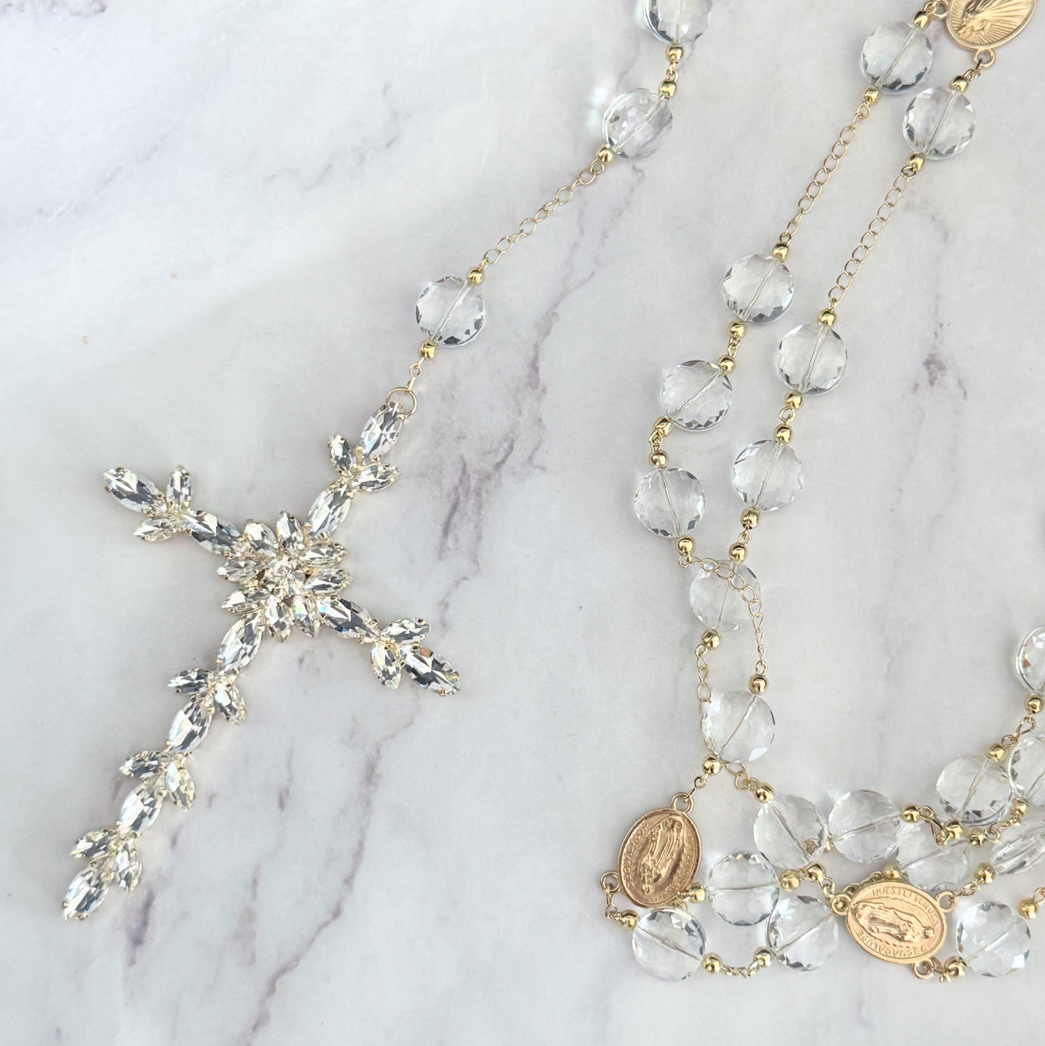 LD499 Lazo Chapa de Oro Cristal Rededondo