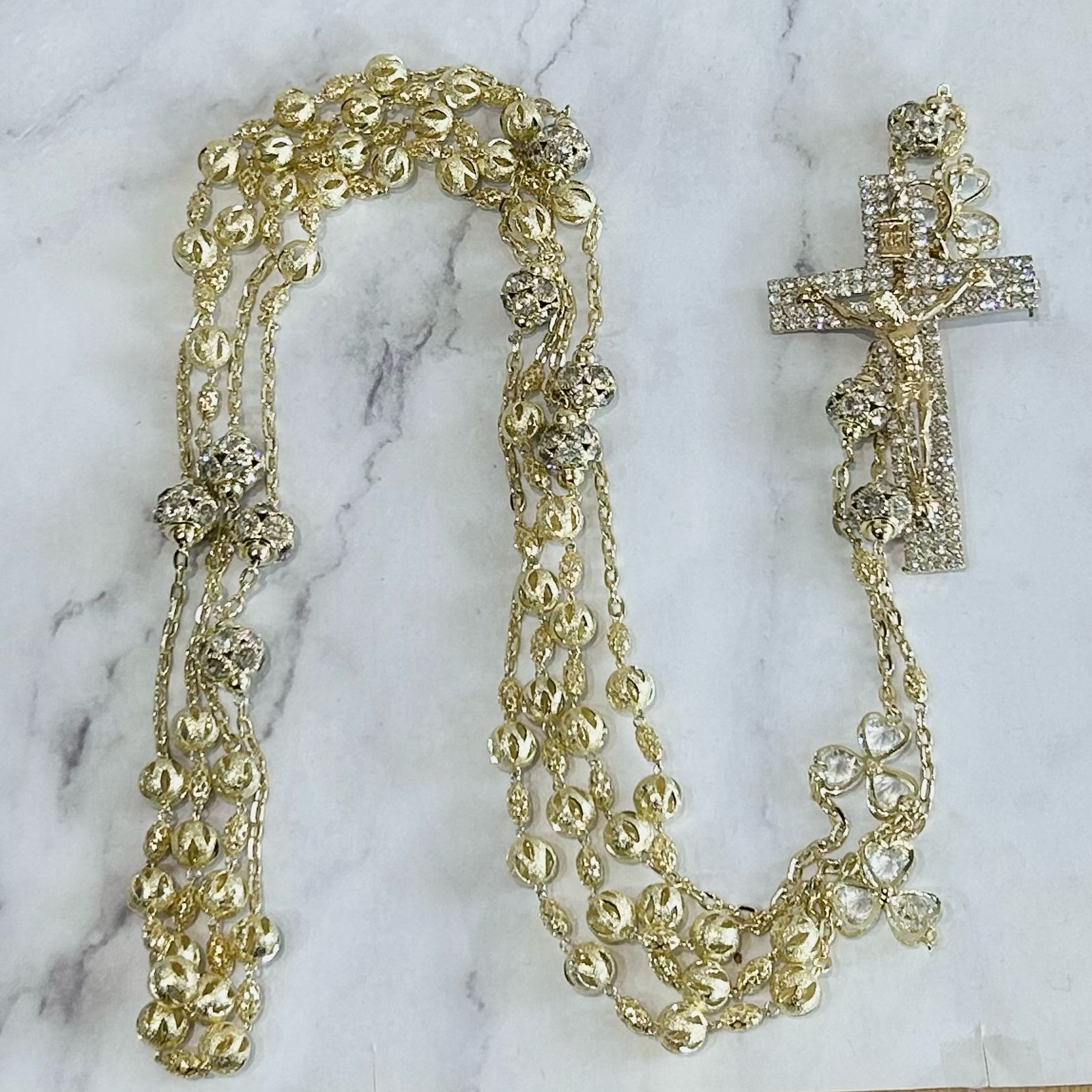LD957 Lazo Chapa de Oro con esferas