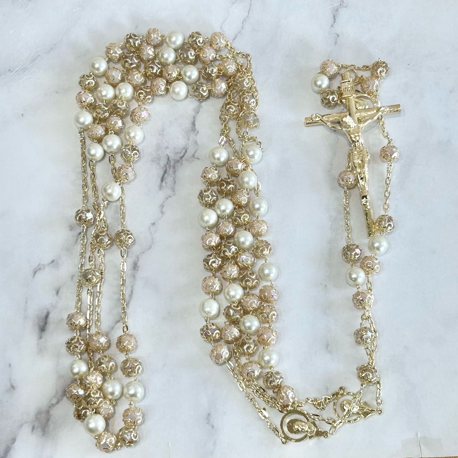 L960 Lazo Chapa de Oro con Perla y Blush