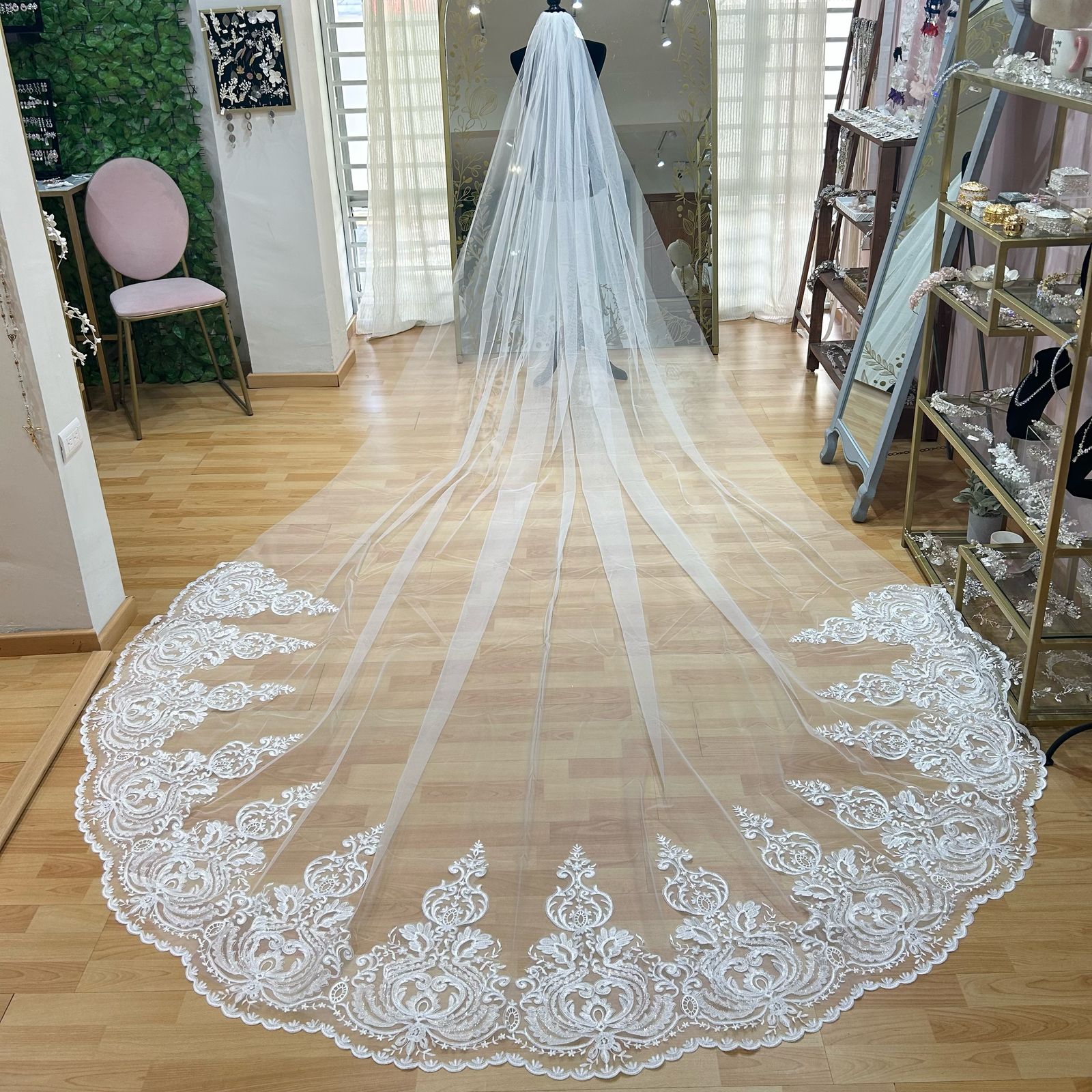 MALASIA Velo Ivory 4 mts Encaje Grueso Abajo Lent