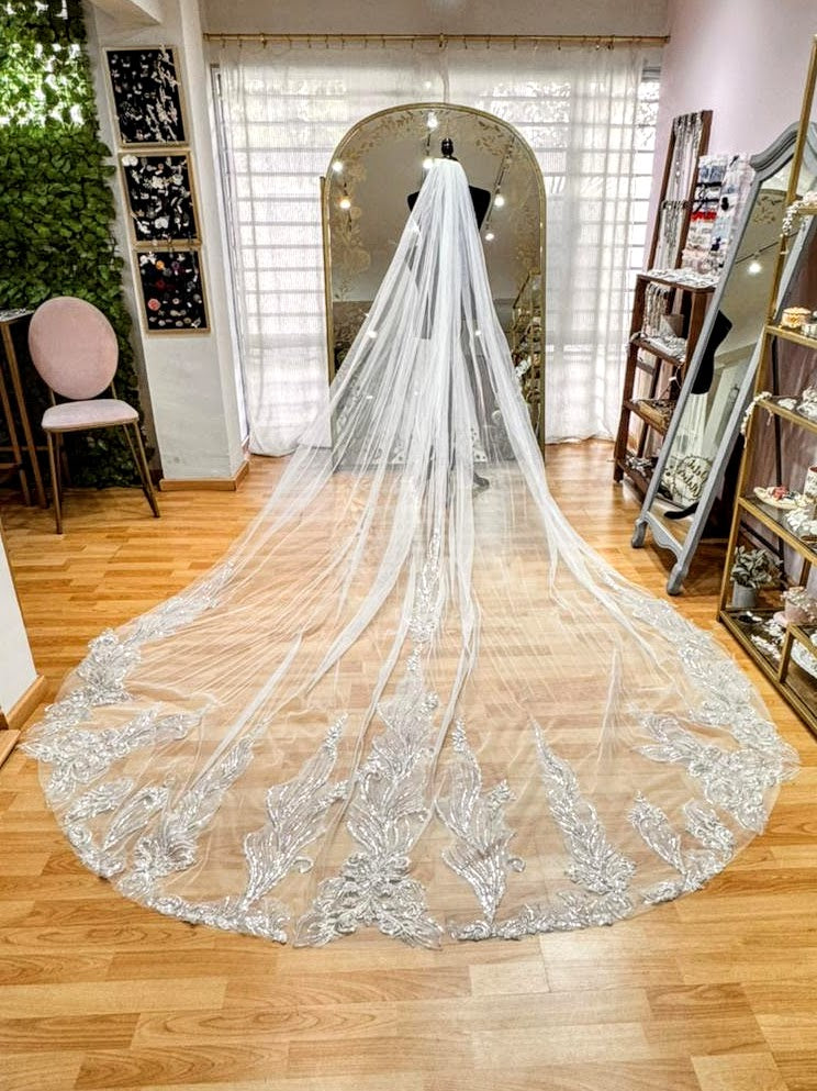 HUESCA Velo Ivory de 3.5 metros con Lentejuelas en forma de Hojas