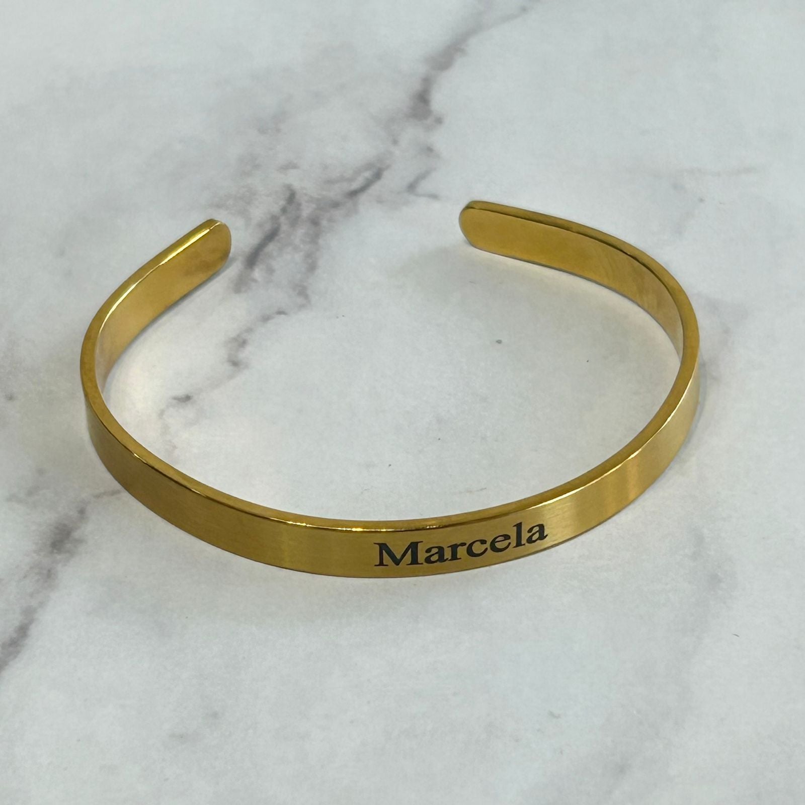 BR834 Brazalete Dorado Acero Inoxidable 4mm y 6 mm Personalizado (c/u)