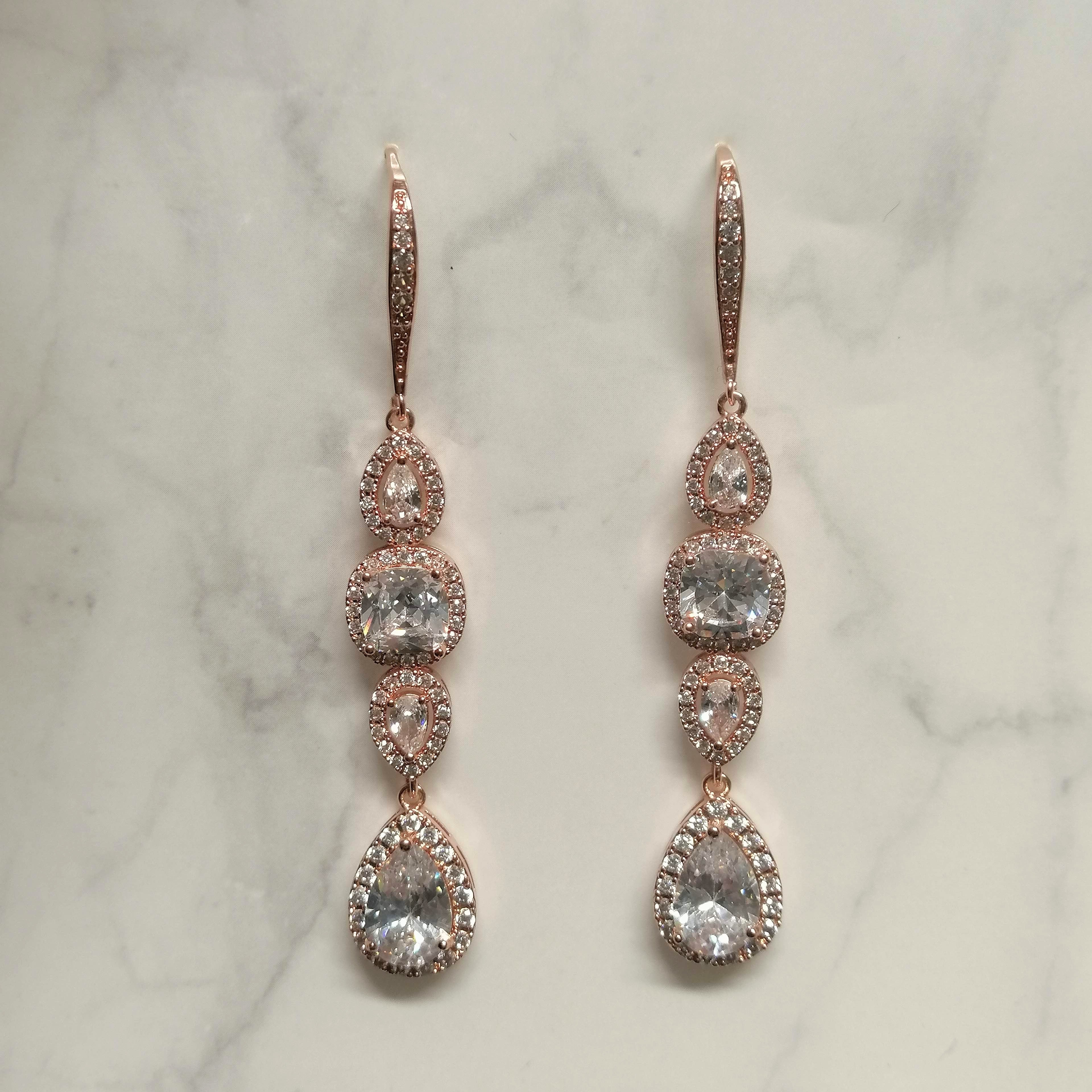 AR502 ARETES ROSA GOTA CUBOS LARGOS GANCHO