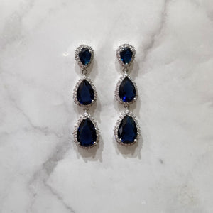 AP312 ARETES PLATEADOS 3 GOTAS AZULES