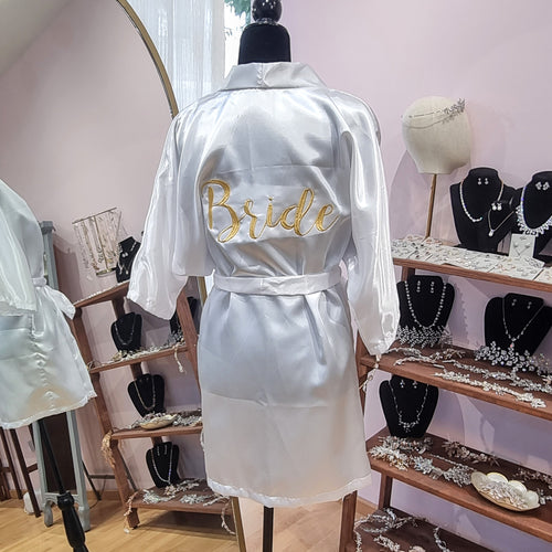 Bata Blanca Bordada Entrega Inmediata Bride Talla M