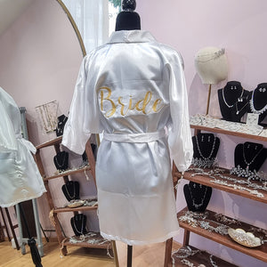 Bata Blanca Bordada Entrega Inmediata Bride Talla M