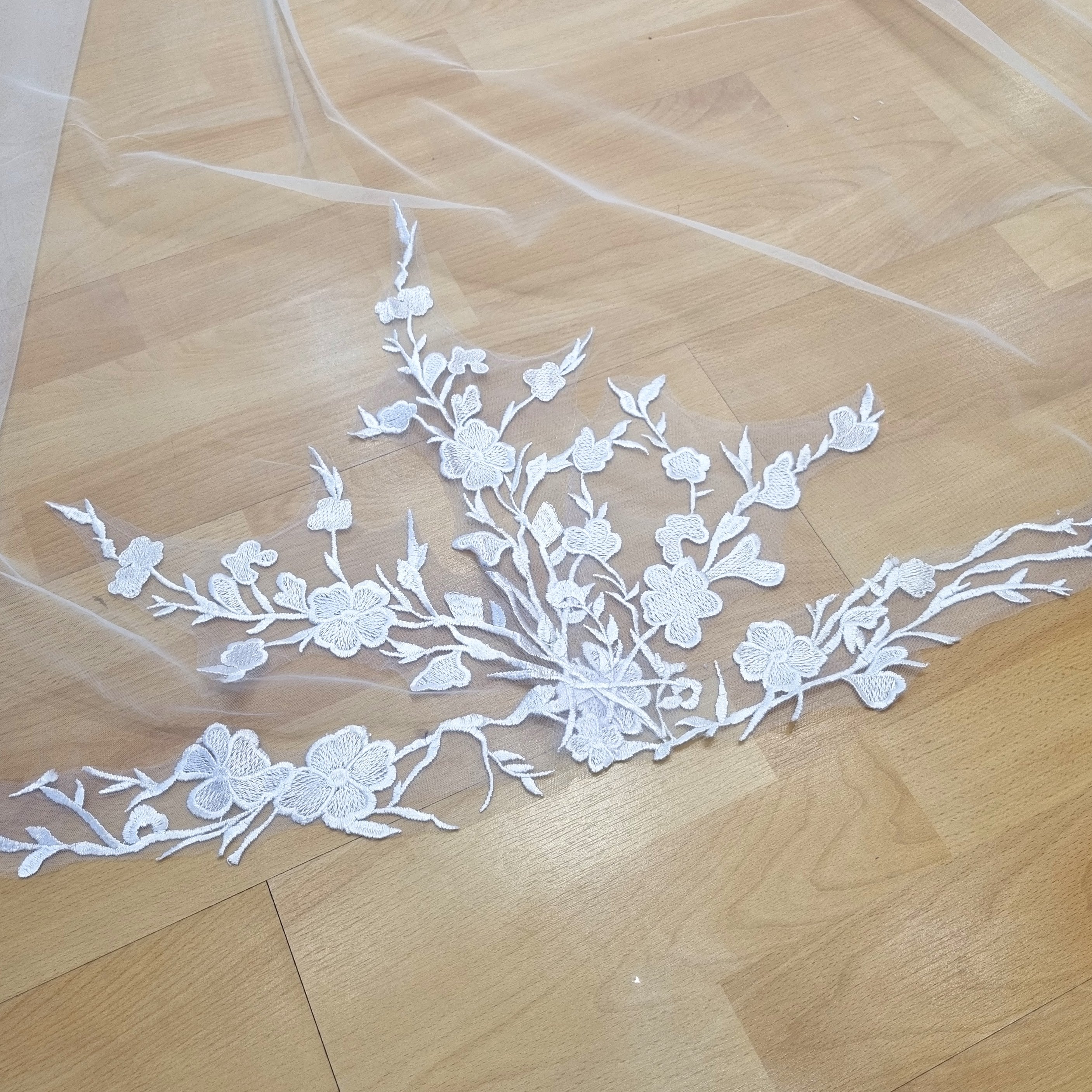 TURQUIA Velo Blanco 3 mts Hojas Abajo