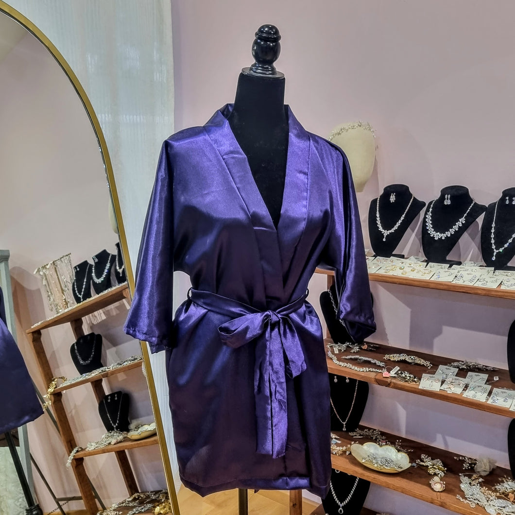 Bata Morada, lisa o para bordar