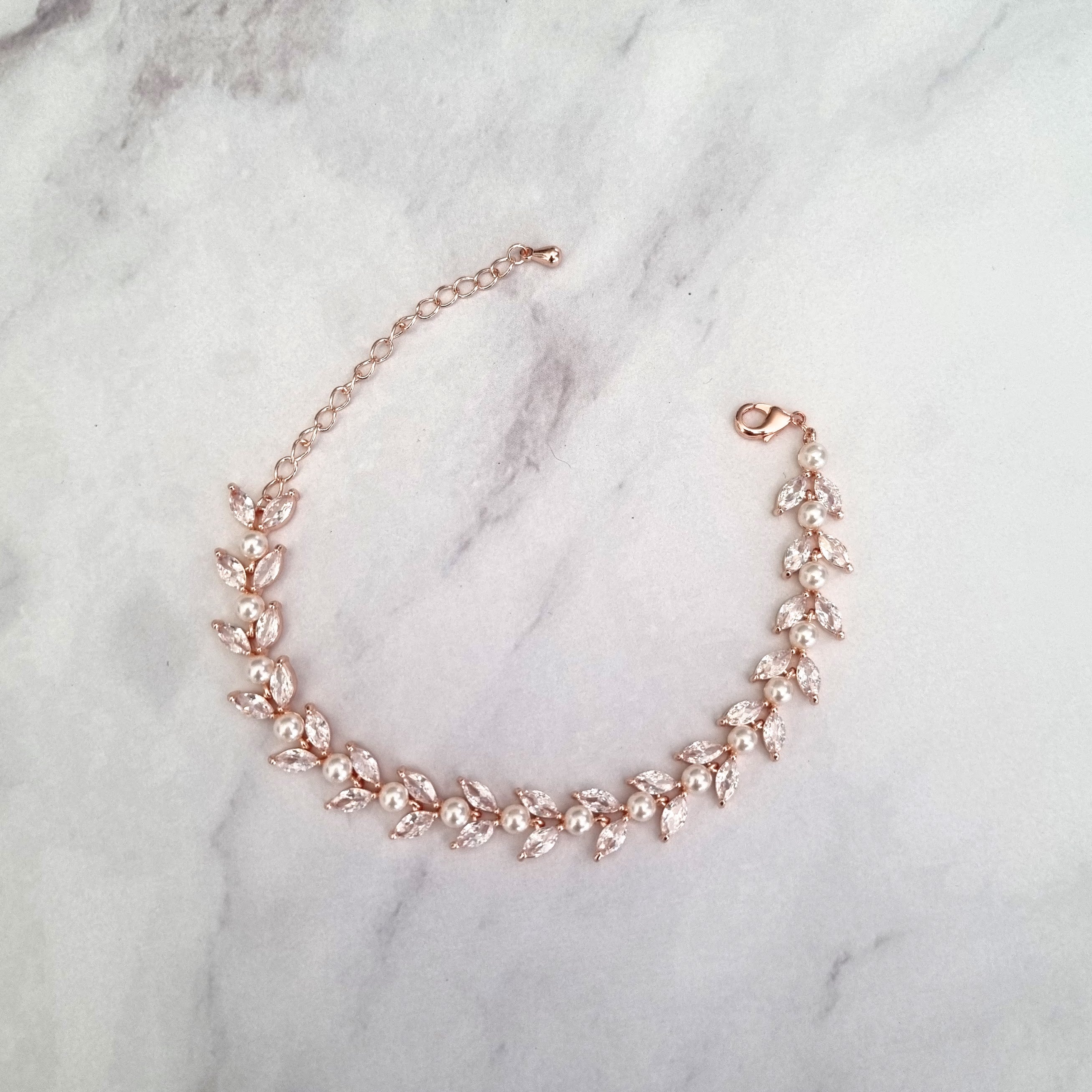 PR151 PULSERA ORO ROSA HOJITAS CON PERLAS