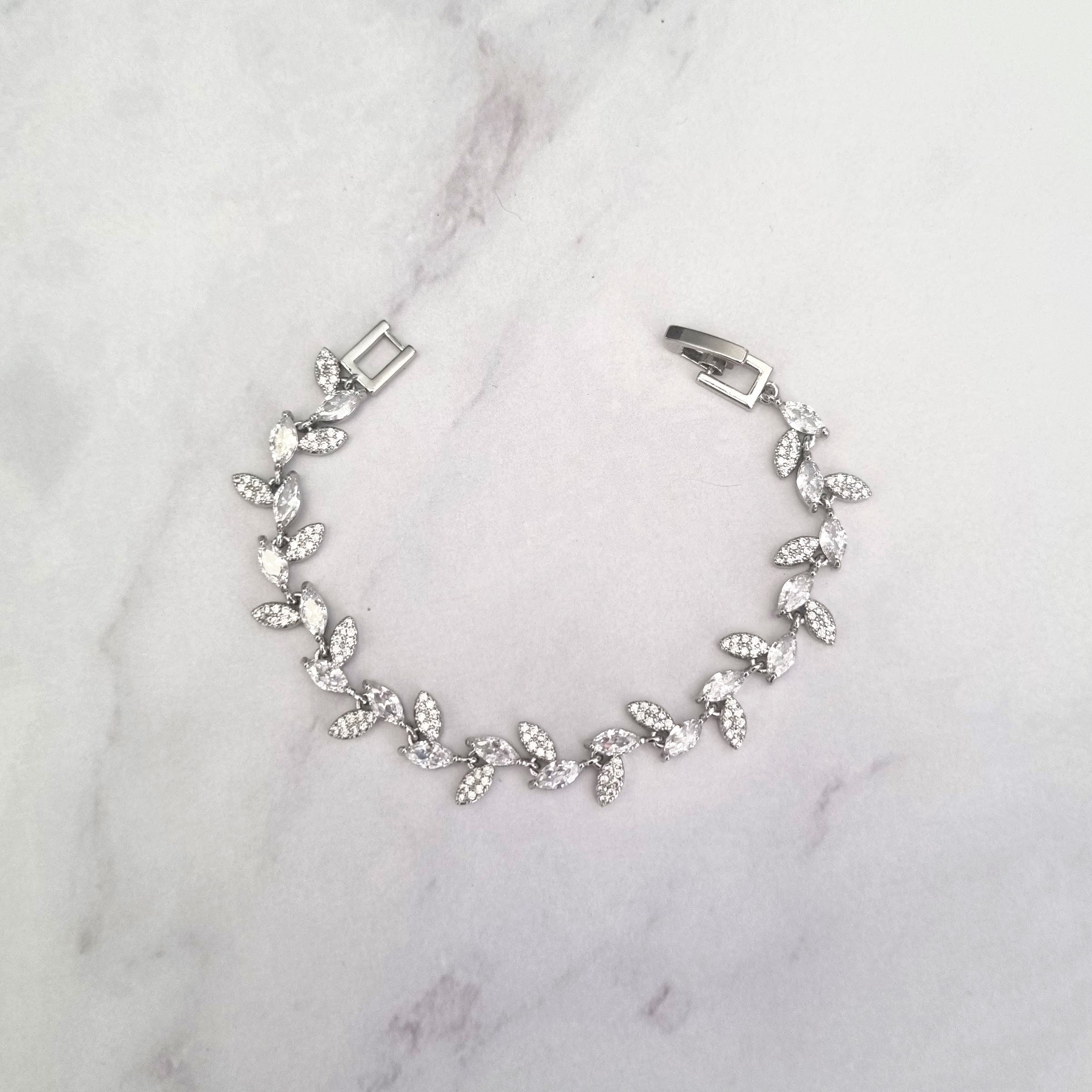 PP149 PULSERA PLATEADA HOJITAS