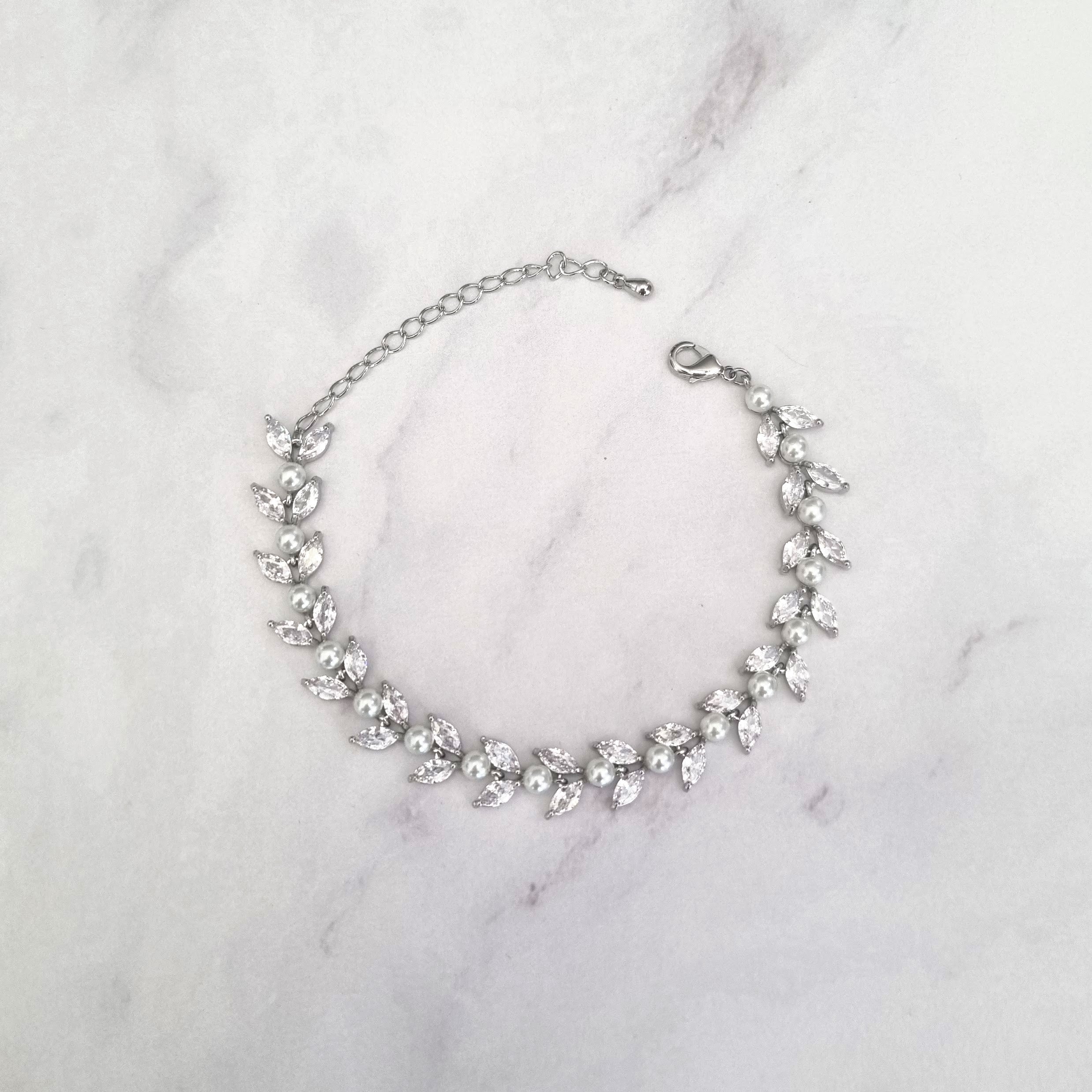 PP148 PULSERA PLATEADA HOJAS CON PERLAS