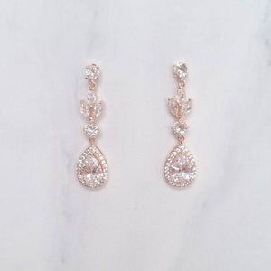 AR169 Aretes Rosas Pop con Solo Gota