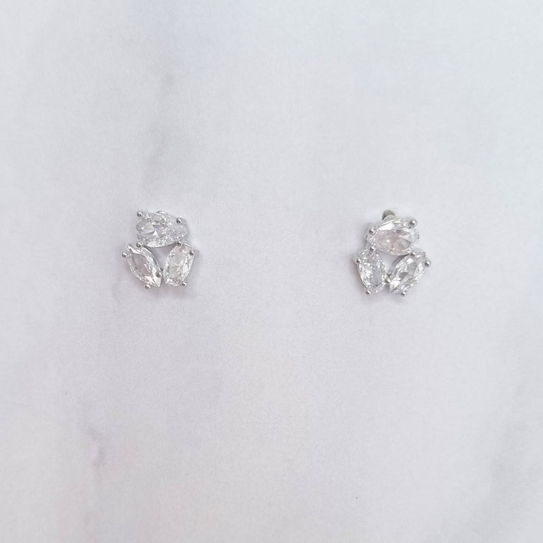 AP167 Aretes Plateados Ovalo, Marq y Gota Stud Mini