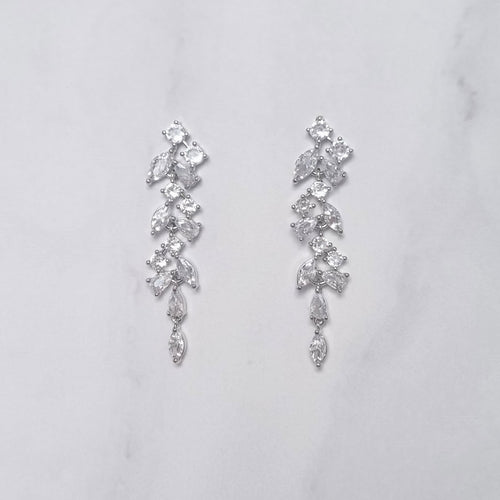 AP178 Aretes Plateados Formas Chico