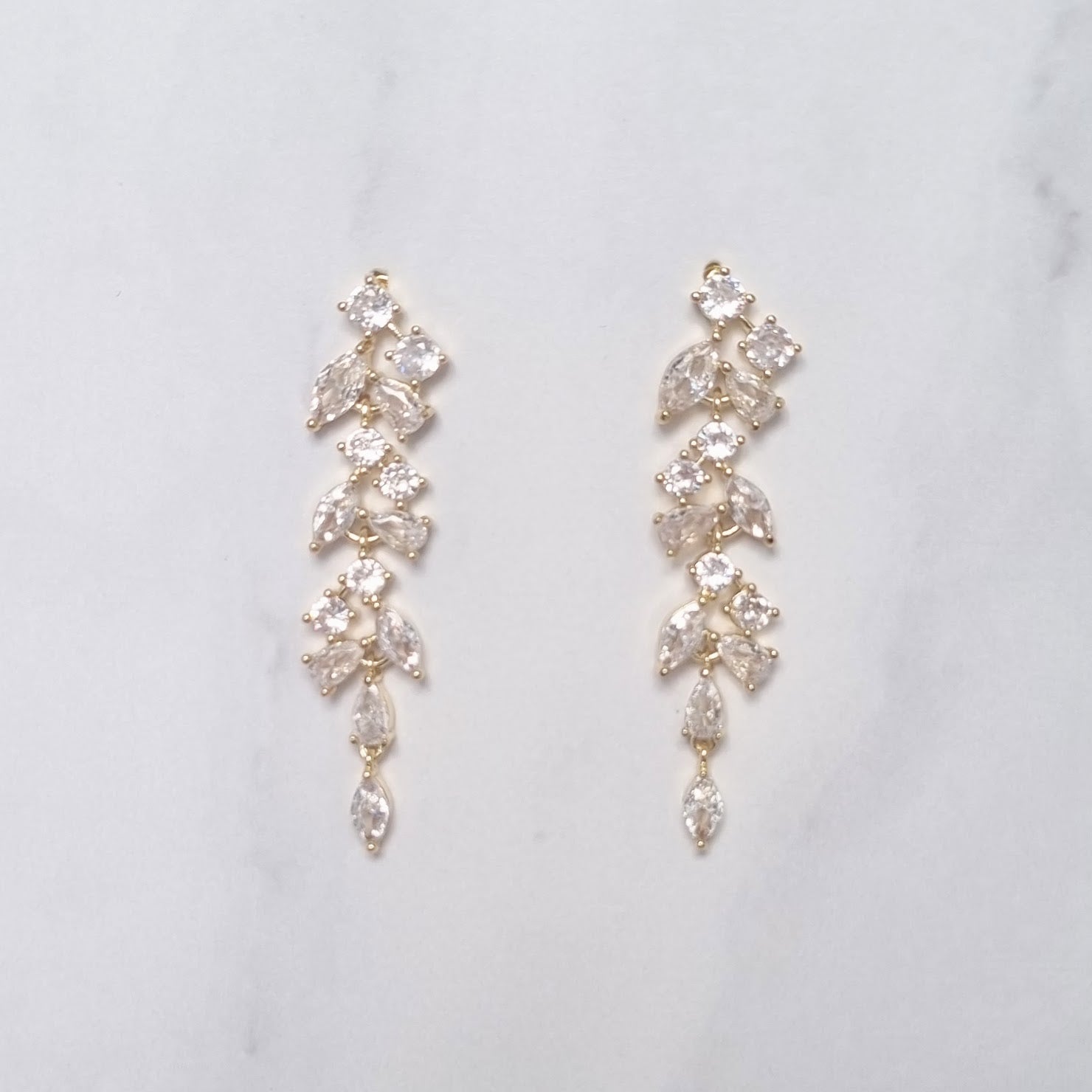 AD185 Aretes Dorados Formas Chico