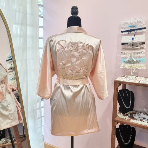 Bata Blush Bordada Entrega Inmediata Sister of the Bride Talla S