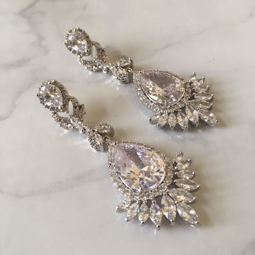 AP260 ARETES PLATA LARGOS