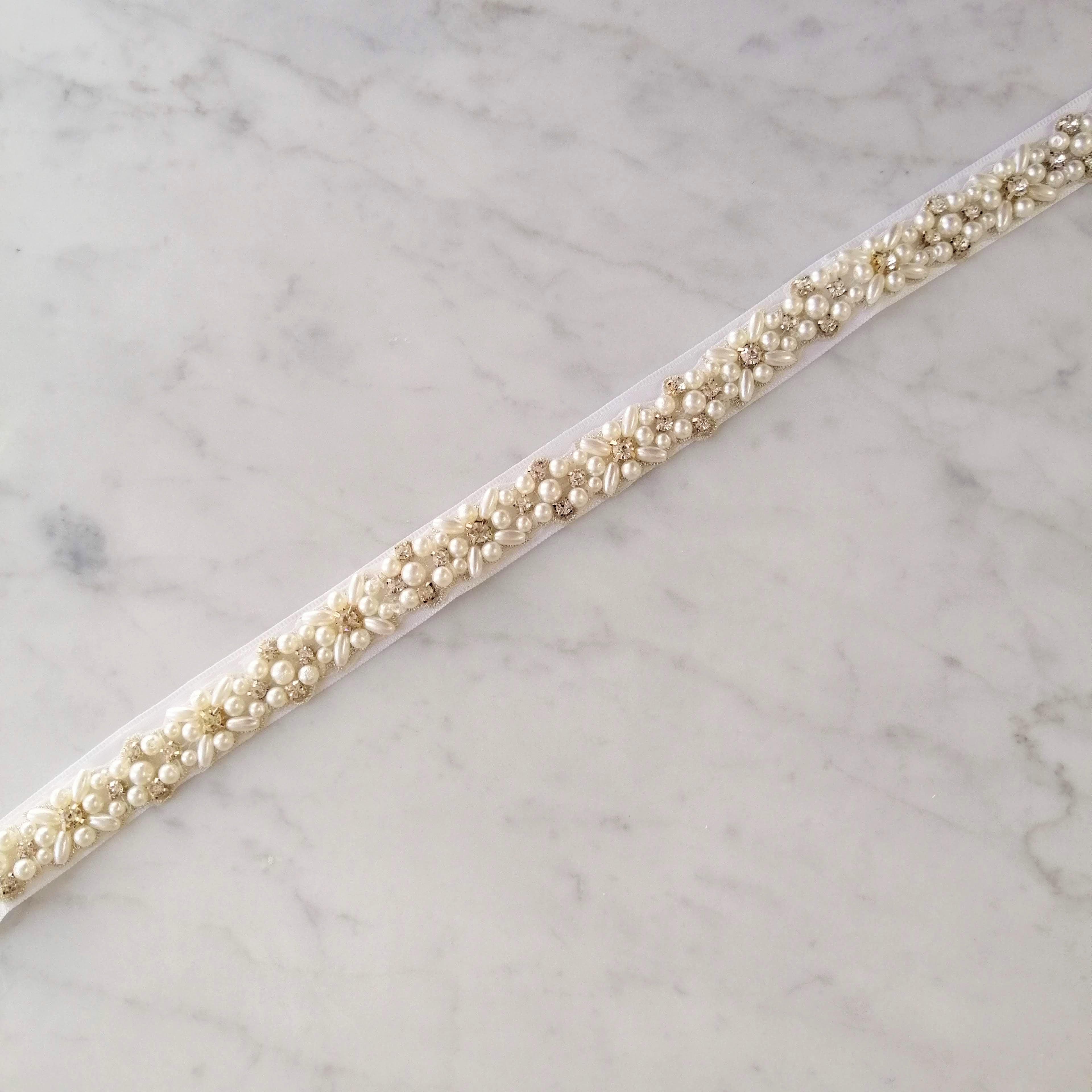 CPI222 CINTO PLATA IVORY CHICO PERLAS