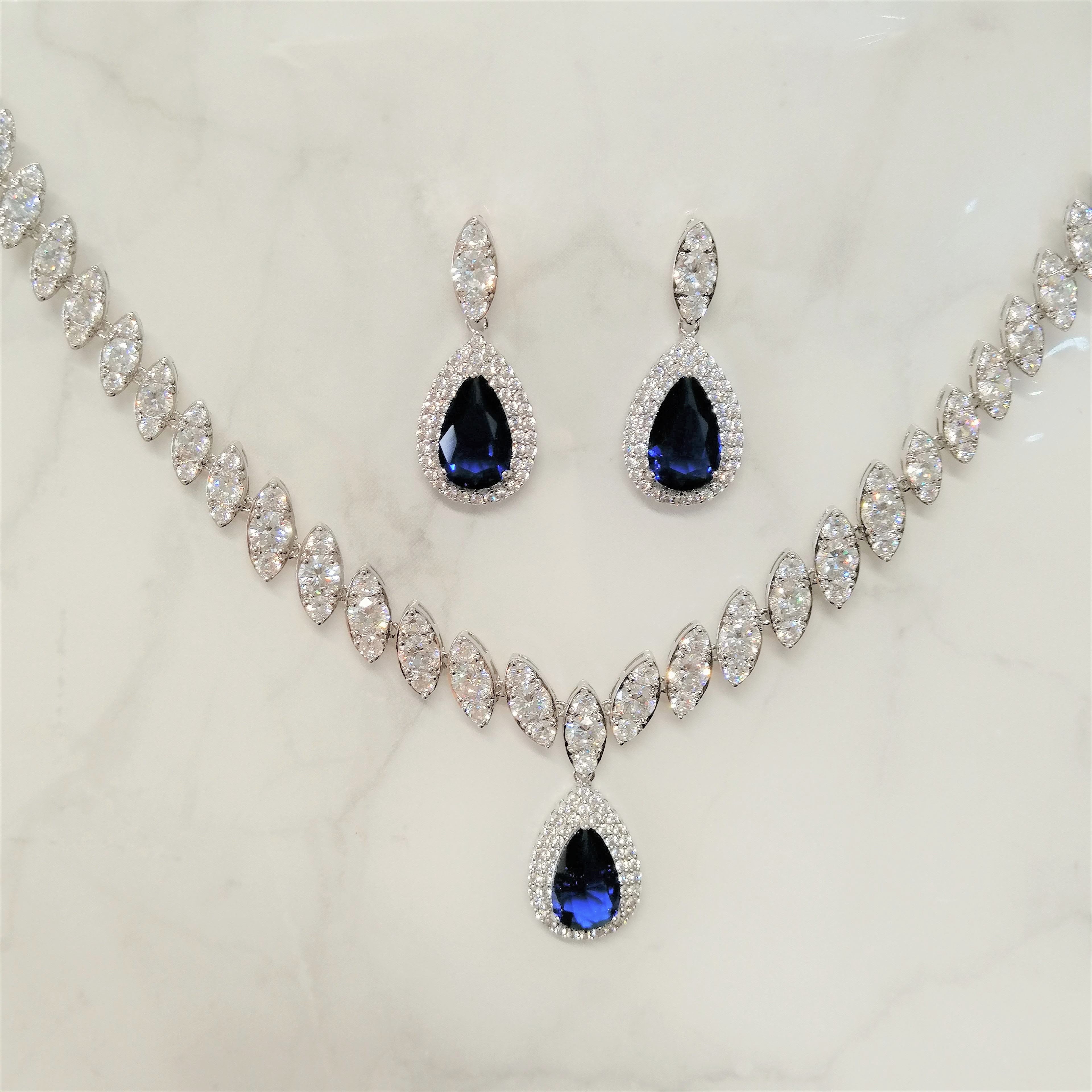 SP379 JUEGO PLATA MARQUISE Y GOTA AZUL