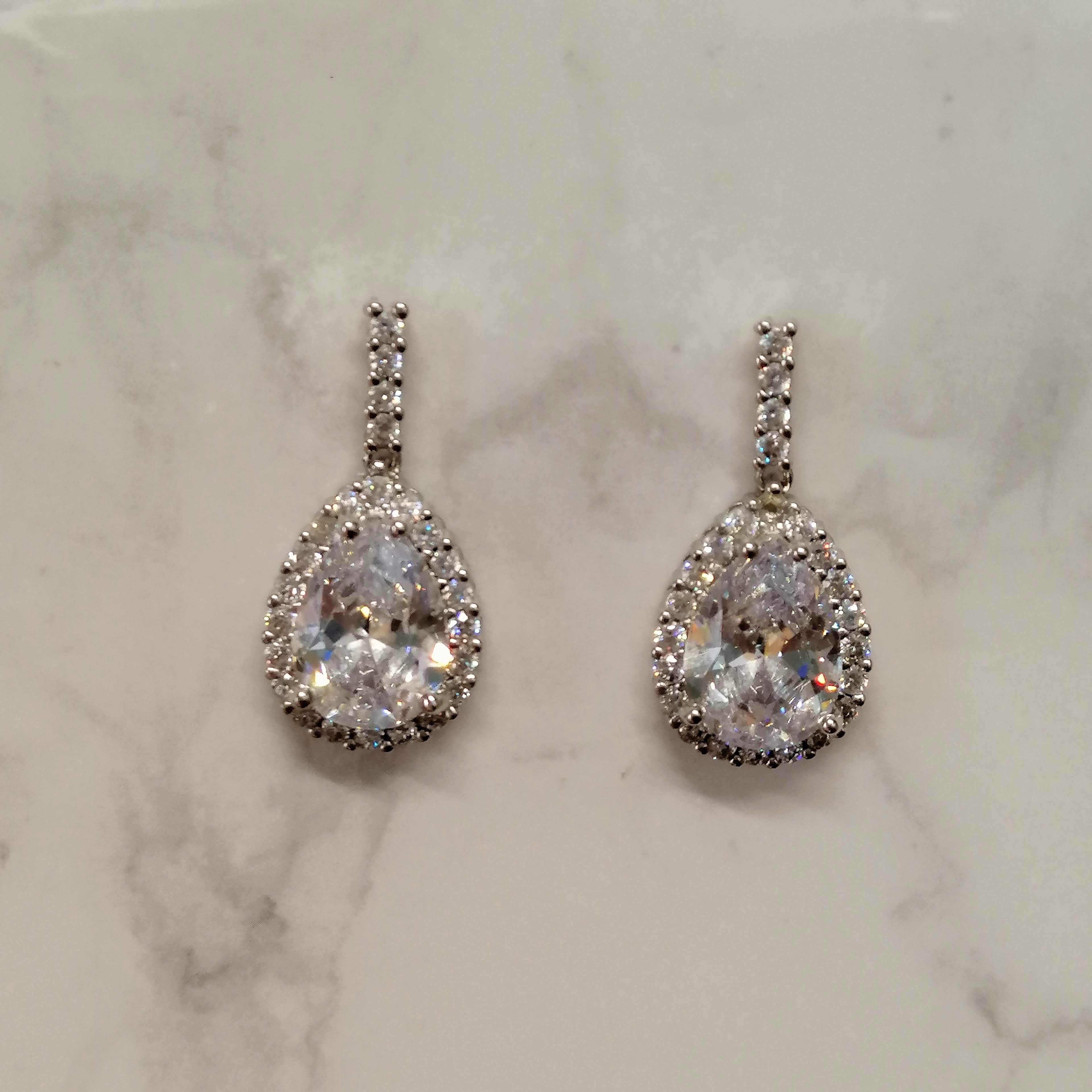 AP593 ARETES PLATA GOTA PAL GDE