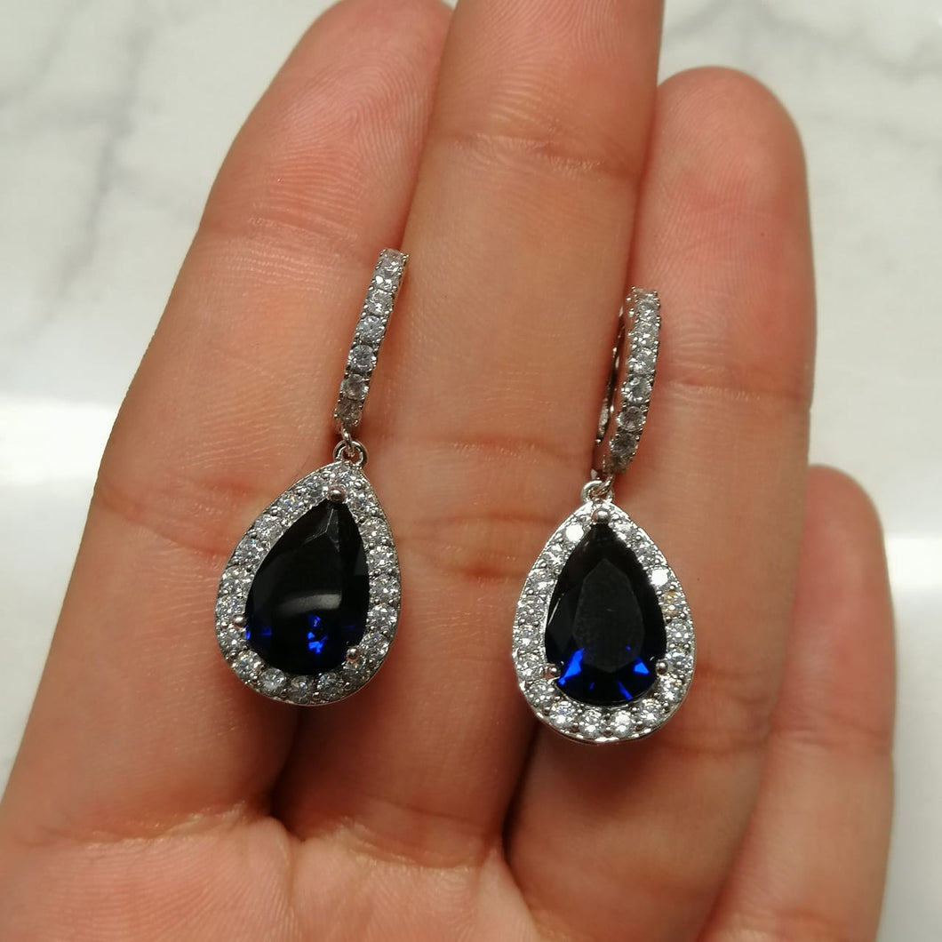 AP617 ARETES PLATA HUGGIES CON GOTA AZUL