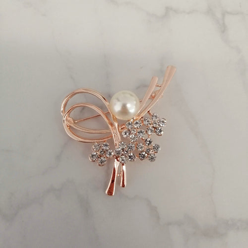 BR262 BOUTTONIERE ROSA CRIST PERLA
