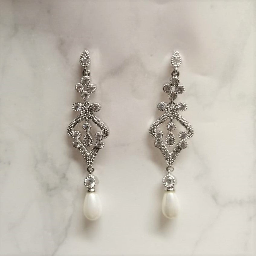 AP595 ARETES PLATA PLACA CON PERLAS