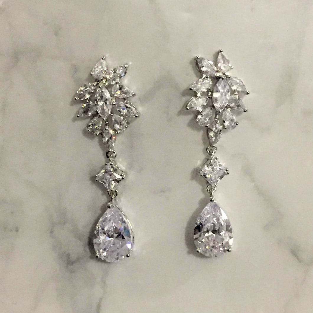 AP552 ARETES PLATA STUD Y GOTA LARGOS