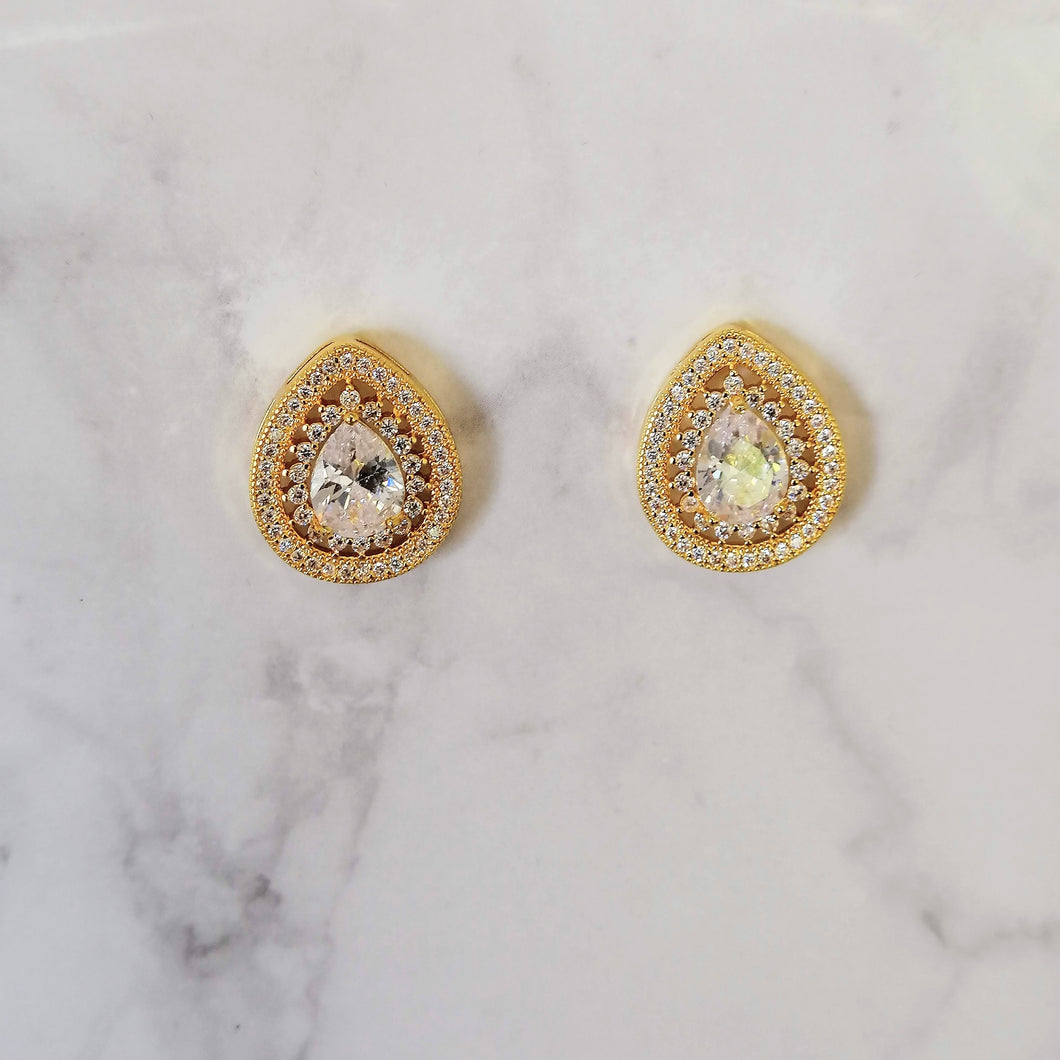 AD810 Aretes Dorados Gota con Marco Doble
