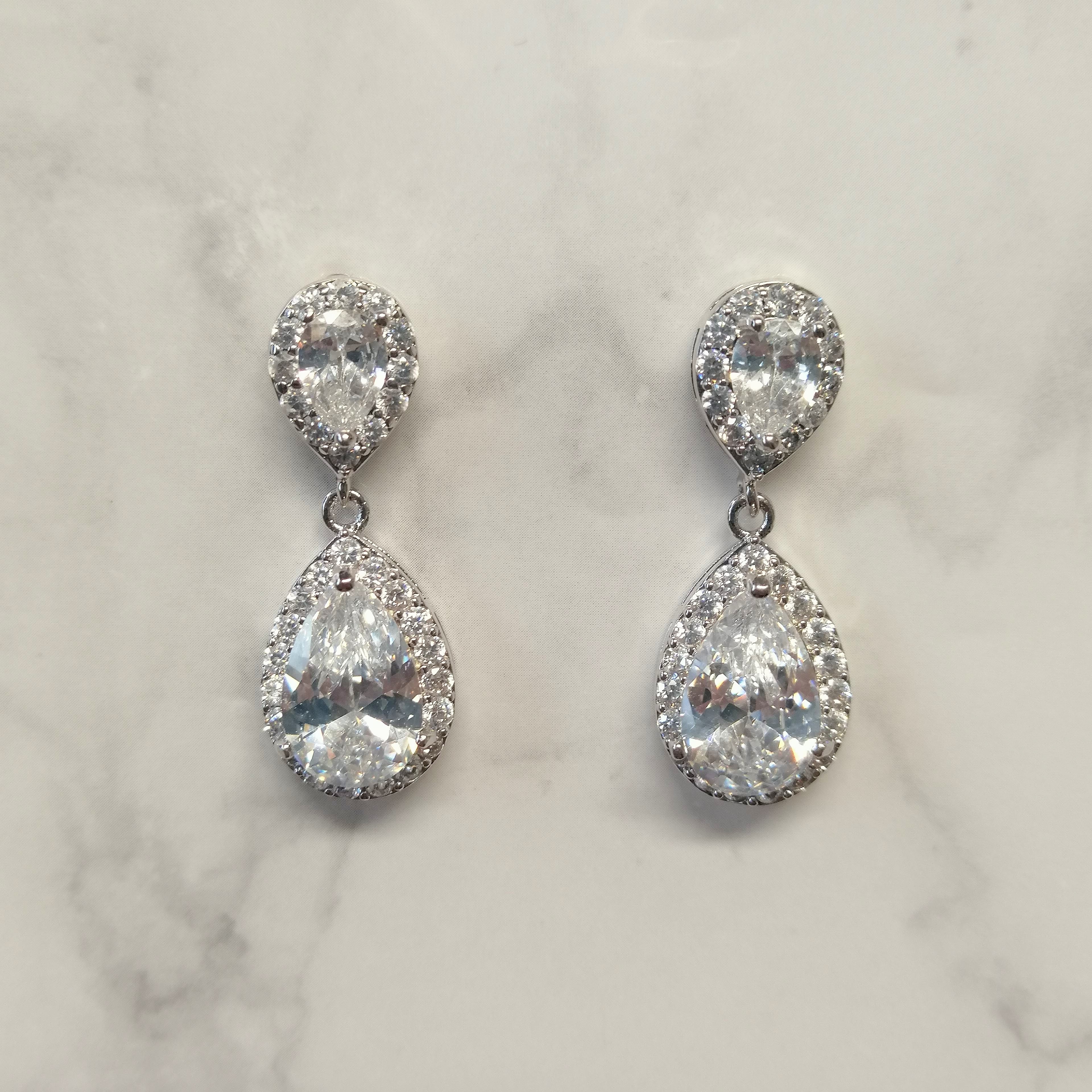 AP135 ARETES PLATA GOTA-GOTA PETIT