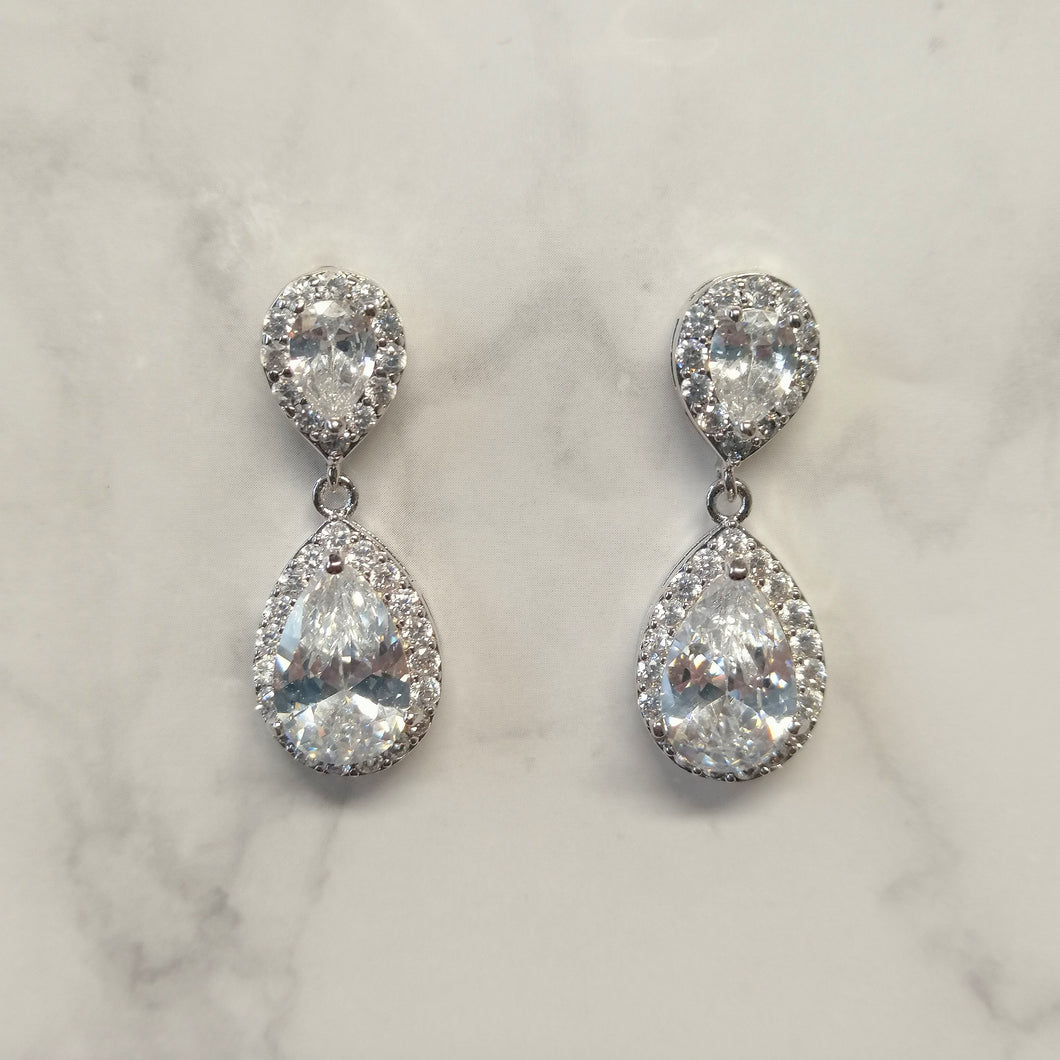 AP135 ARETES PLATA GOTA-GOTA PETIT