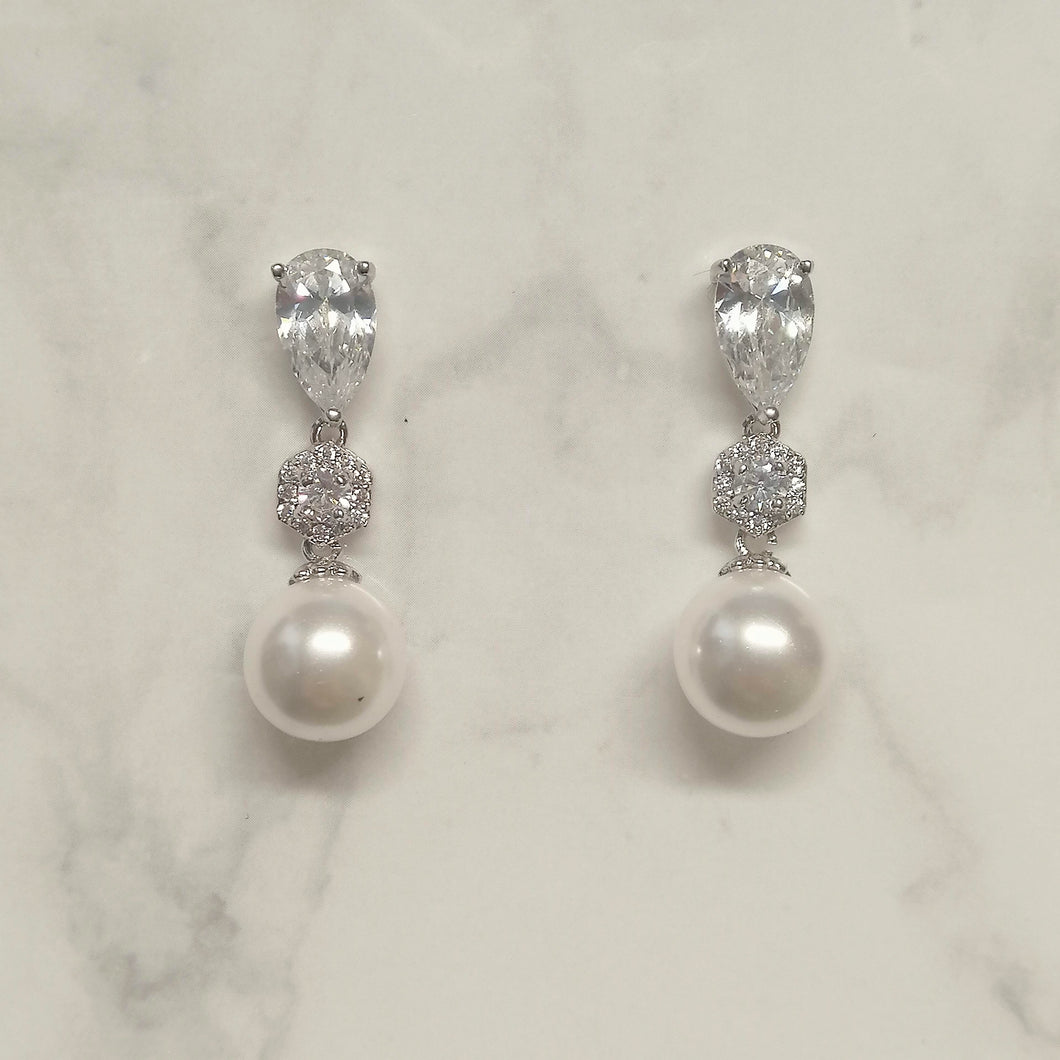 AP546 ARETES PLARA GOTA Y PERLA