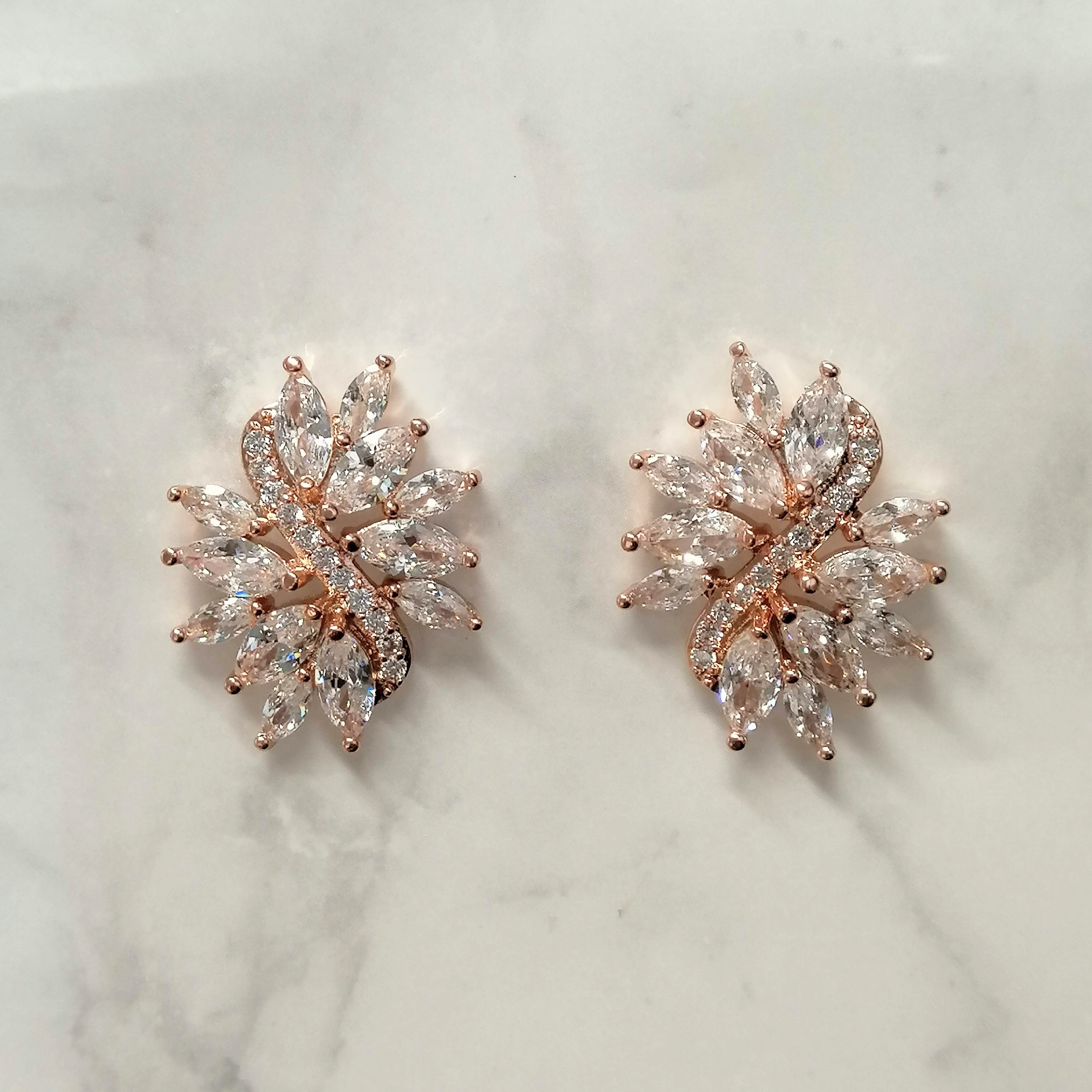 AR644 ARETES ROSA MARQUISE Y CURVA