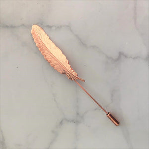BR220 BOUTTONIERE ROSA PLUMA