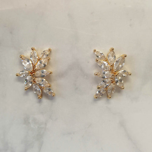 AD490 ARETES DORADO MARQUISE STUD LADO