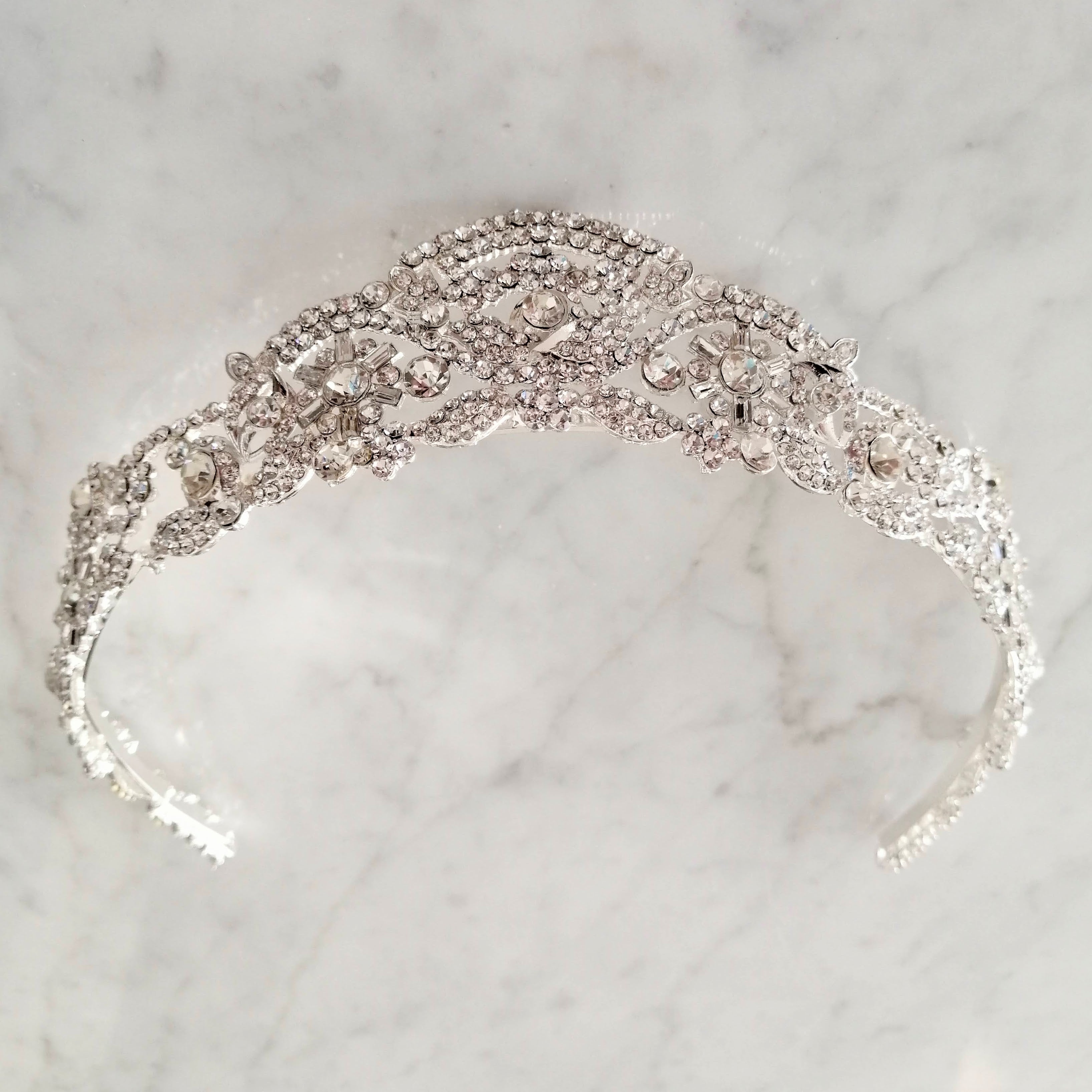 TIARA LESLIE