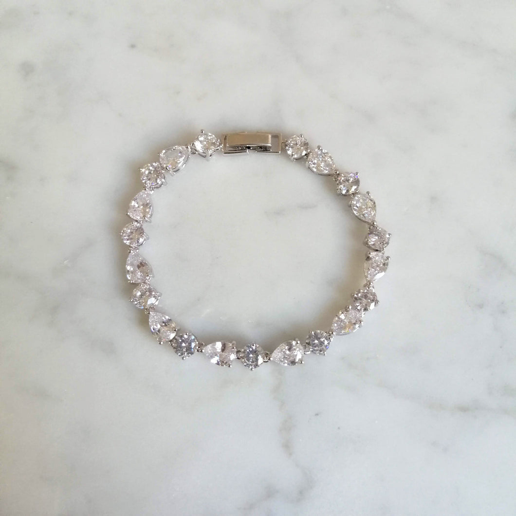 PP815 PULSERA PLATEADA GOTA MINI Y CIRC SIN MARCO