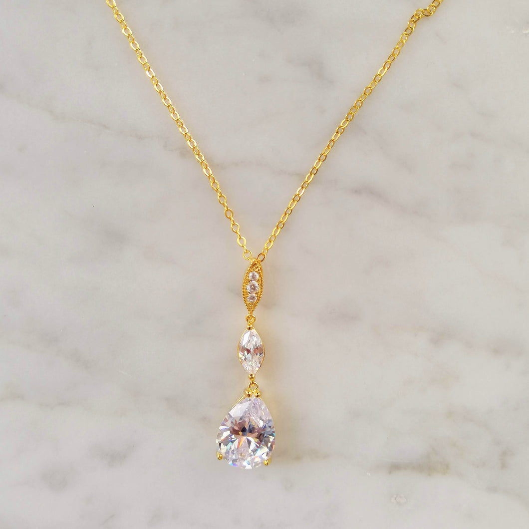 CD579 COLLAR DORADO GOTA EXTRA LARGO