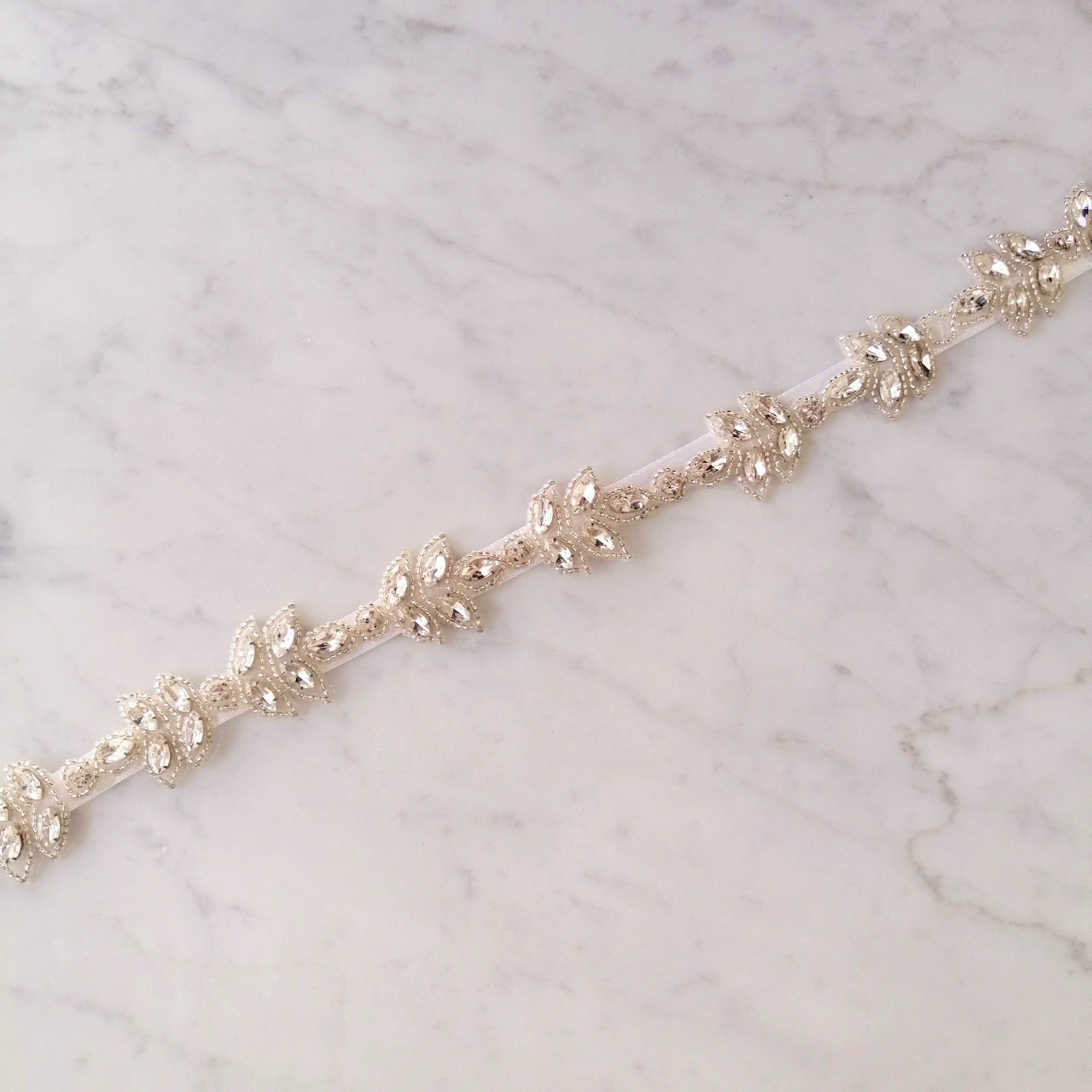 CPI223 CINTO PLATA IVORY MARQ