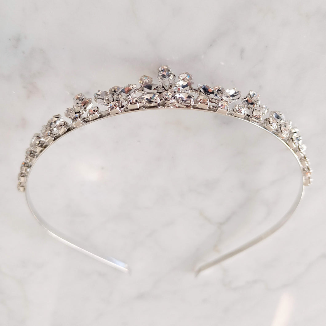 Tiara Agatha