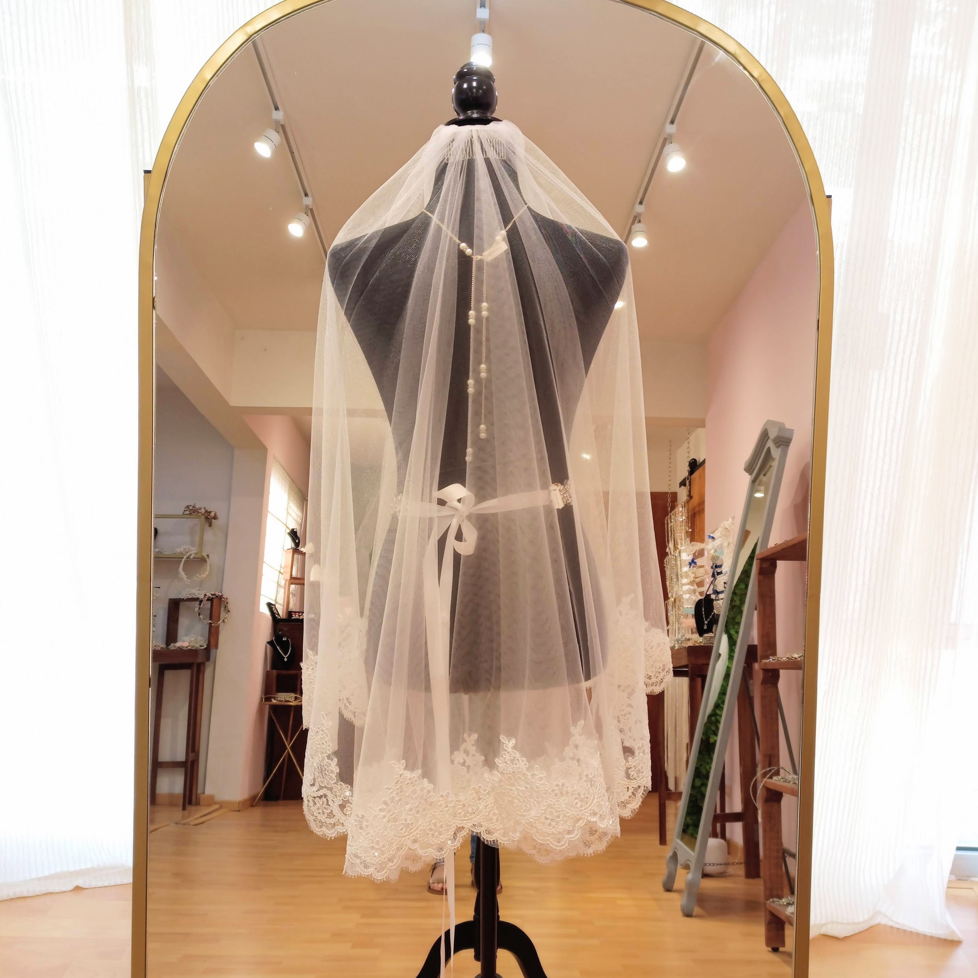 MARSALA VELO IVORY CORTO 98 CM SENCILLO ENCAJE ABAJO VI229